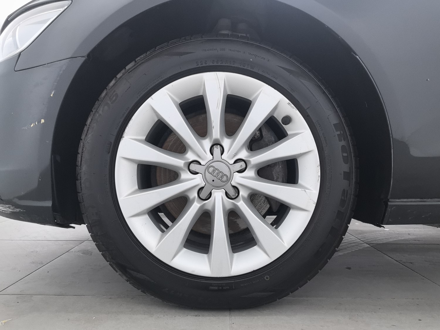 Used Audi A6L 2014 2.0 AT