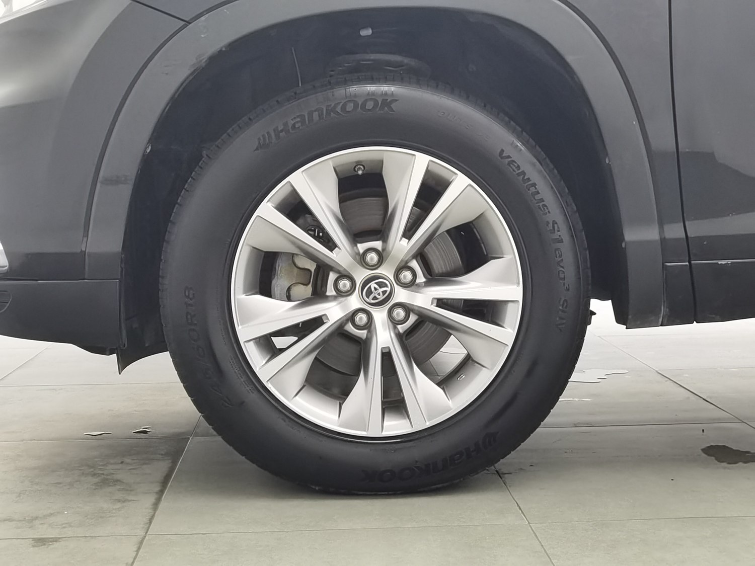 Used Toyota Highlander 2017 2.0 AT