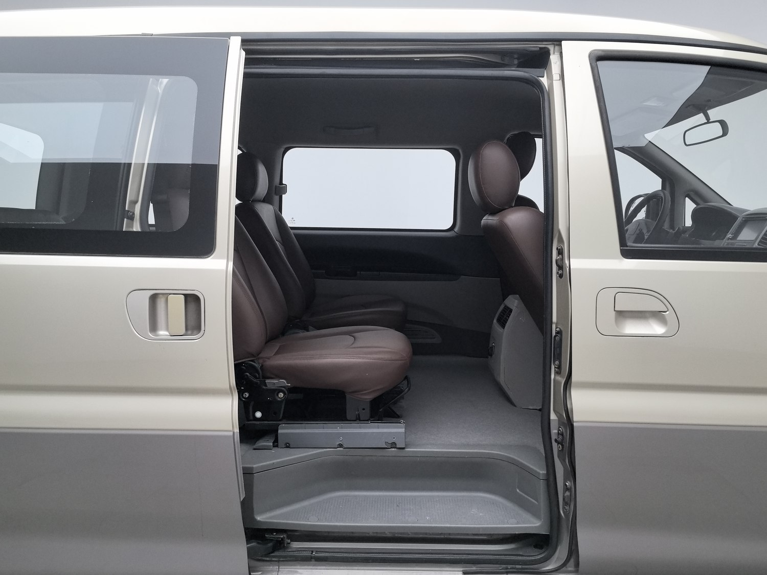 Used Dongfeng Forthing Lingzhi 2015 1.6 MT