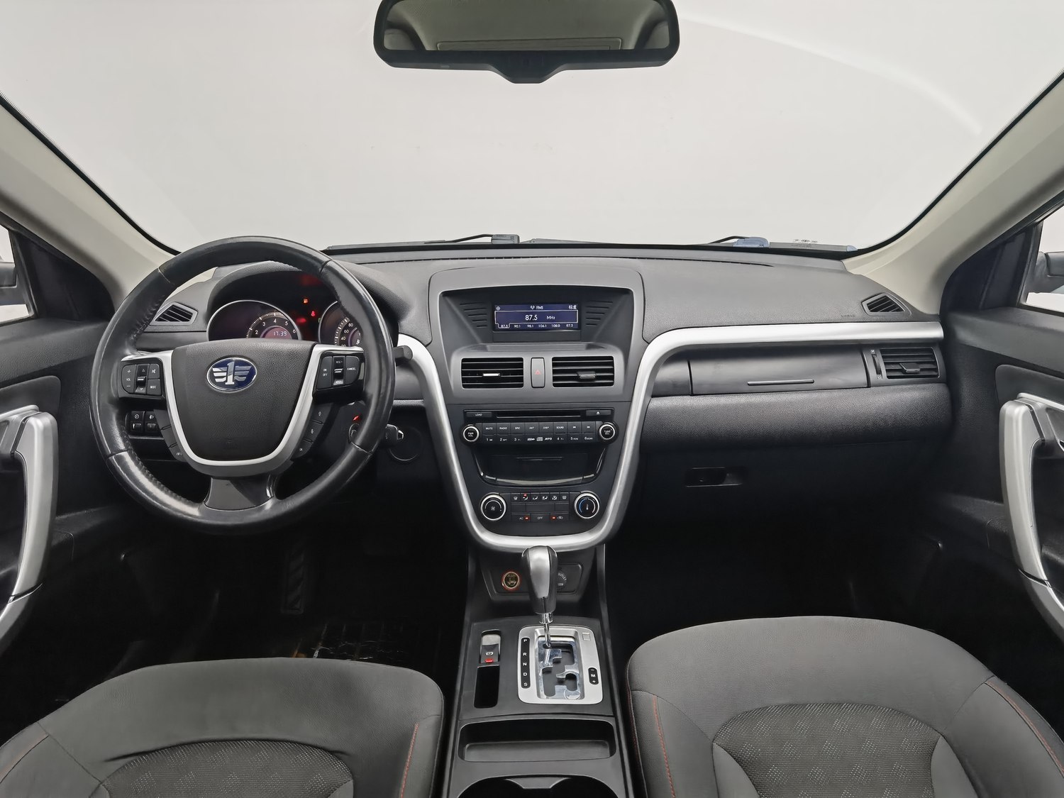 Used Bestune X80 2013 2.0 AT