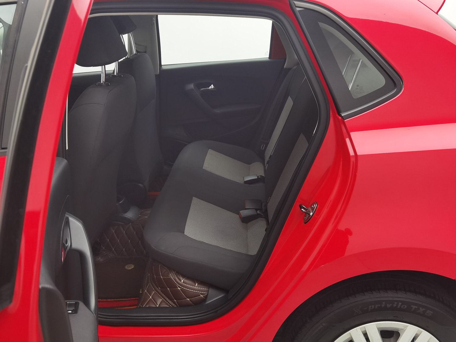 Used Volkswagen Polo 2016 1.4 MT