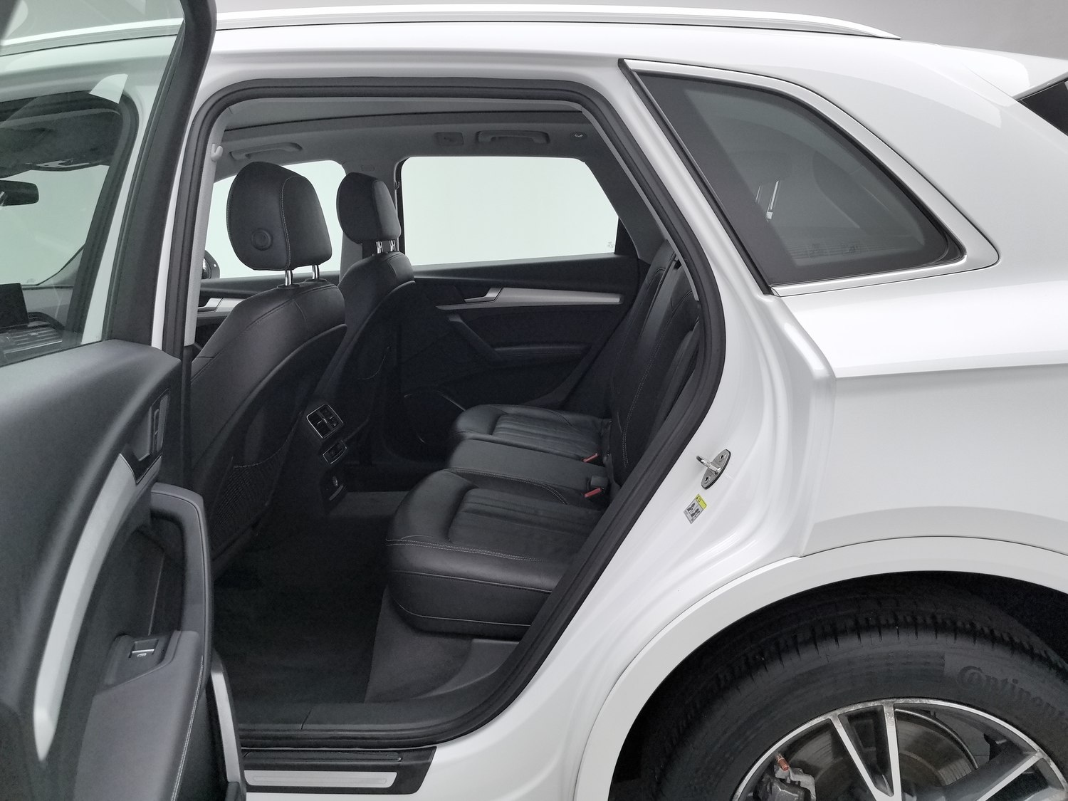 Used Audi Q5L 2020 2.0 AT