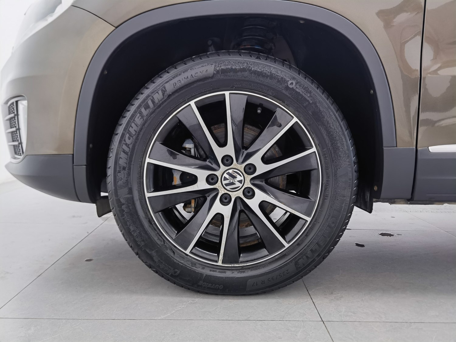 Used Volkswagen Tiguan 2015 1.8 AT