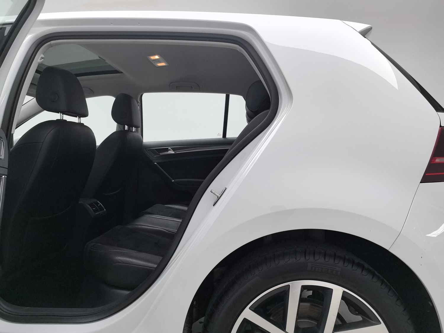 Used Volkswagen Golf 2018 1.4 AT