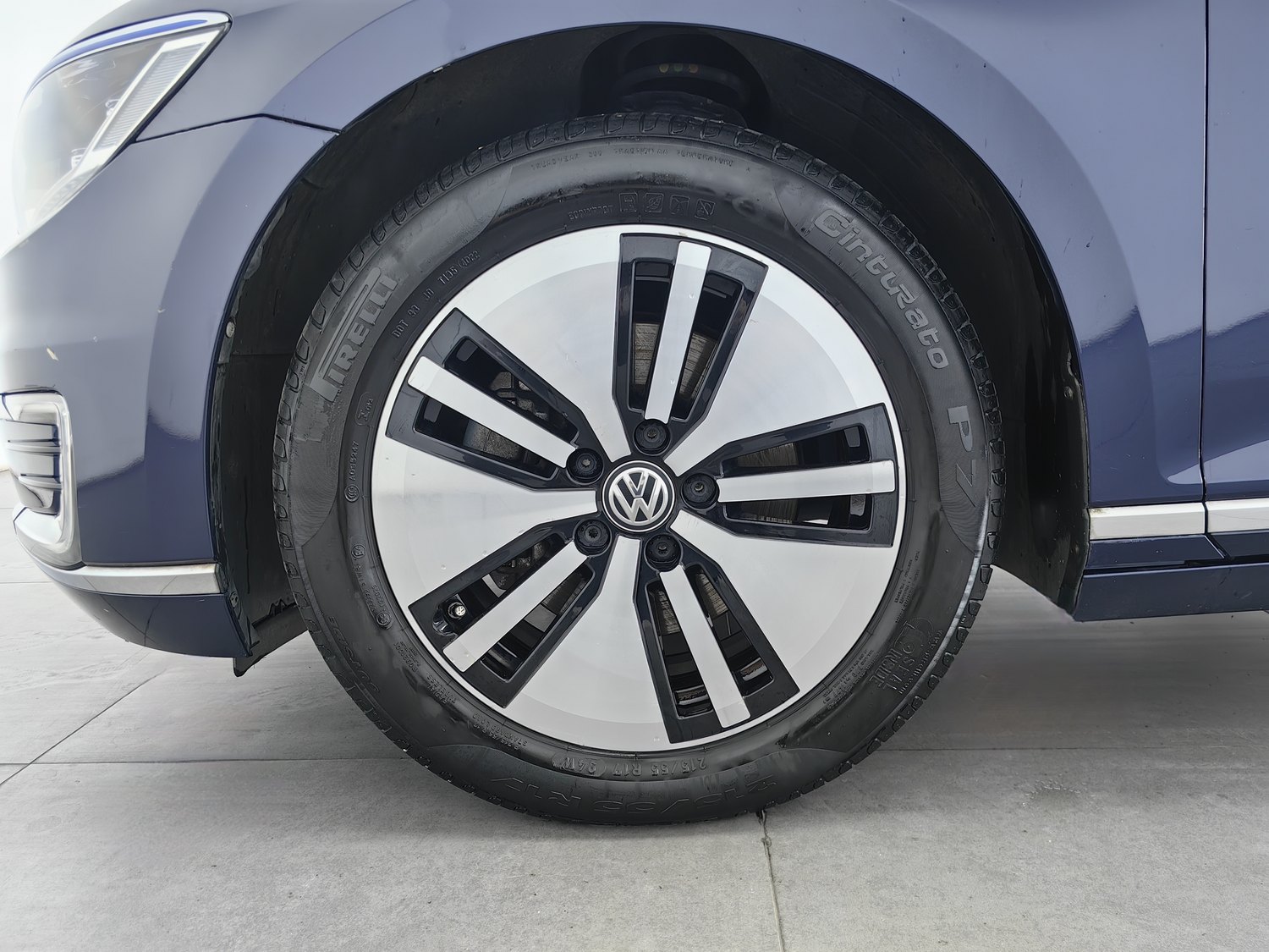 Used Volkswagen Passat Variant (Imported) EV 2019 1.4 AT