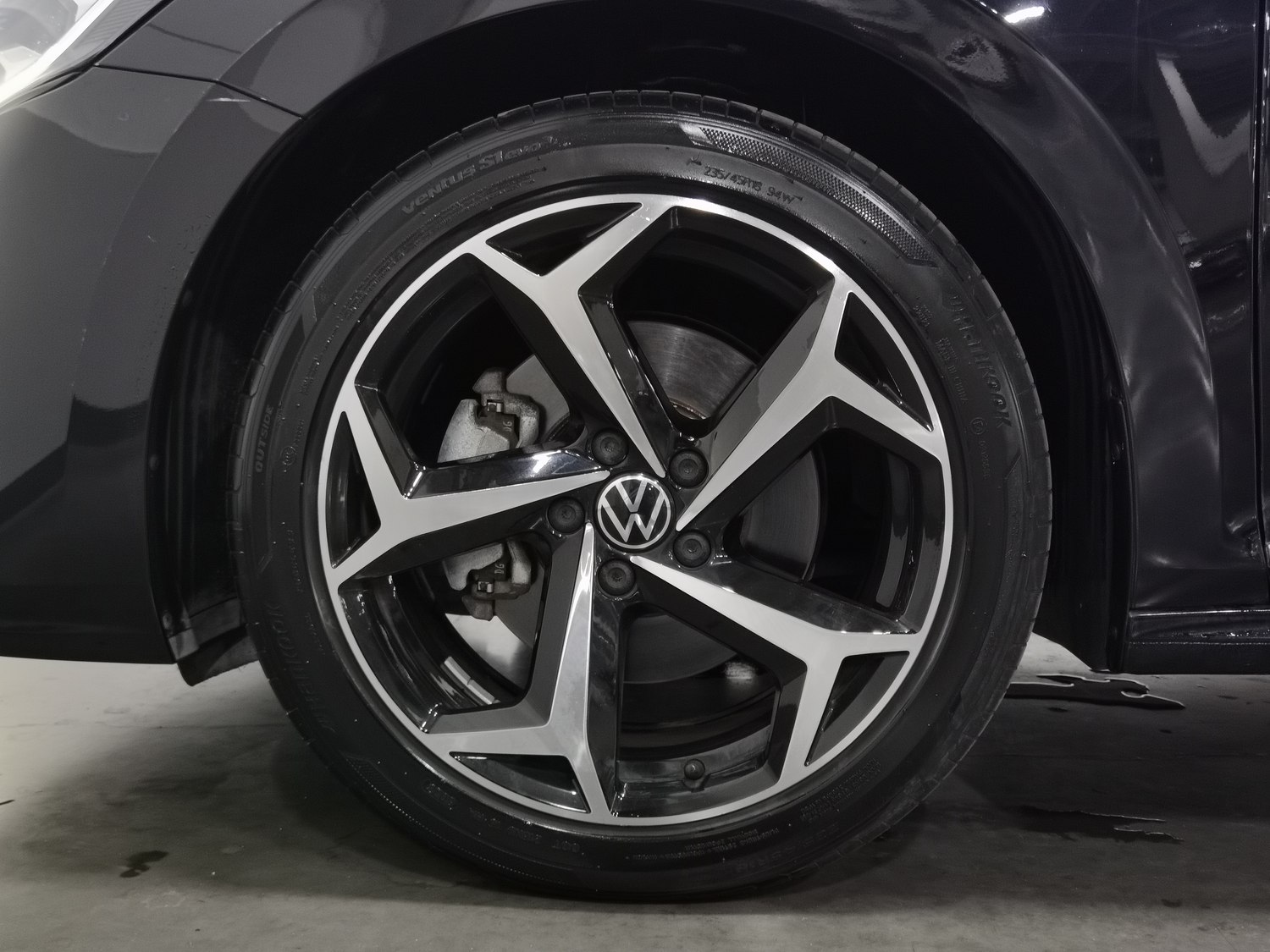 Used Volkswagen Passat 2024 2.0 AT