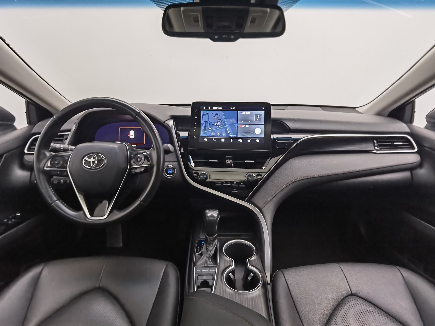 Used Toyota Camry 2021 2.5 AT