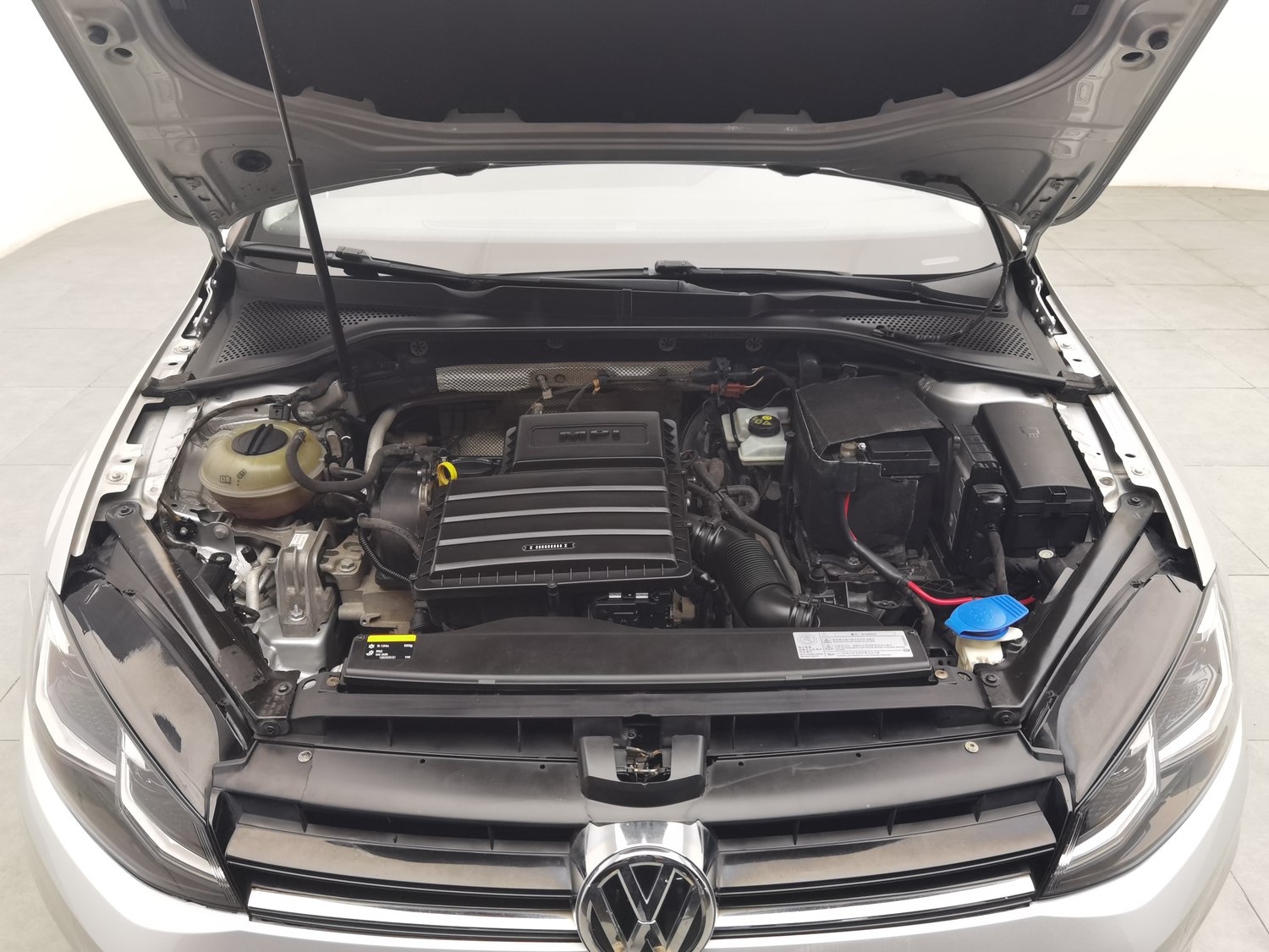 Used Volkswagen Golf 2014 1.6 AT