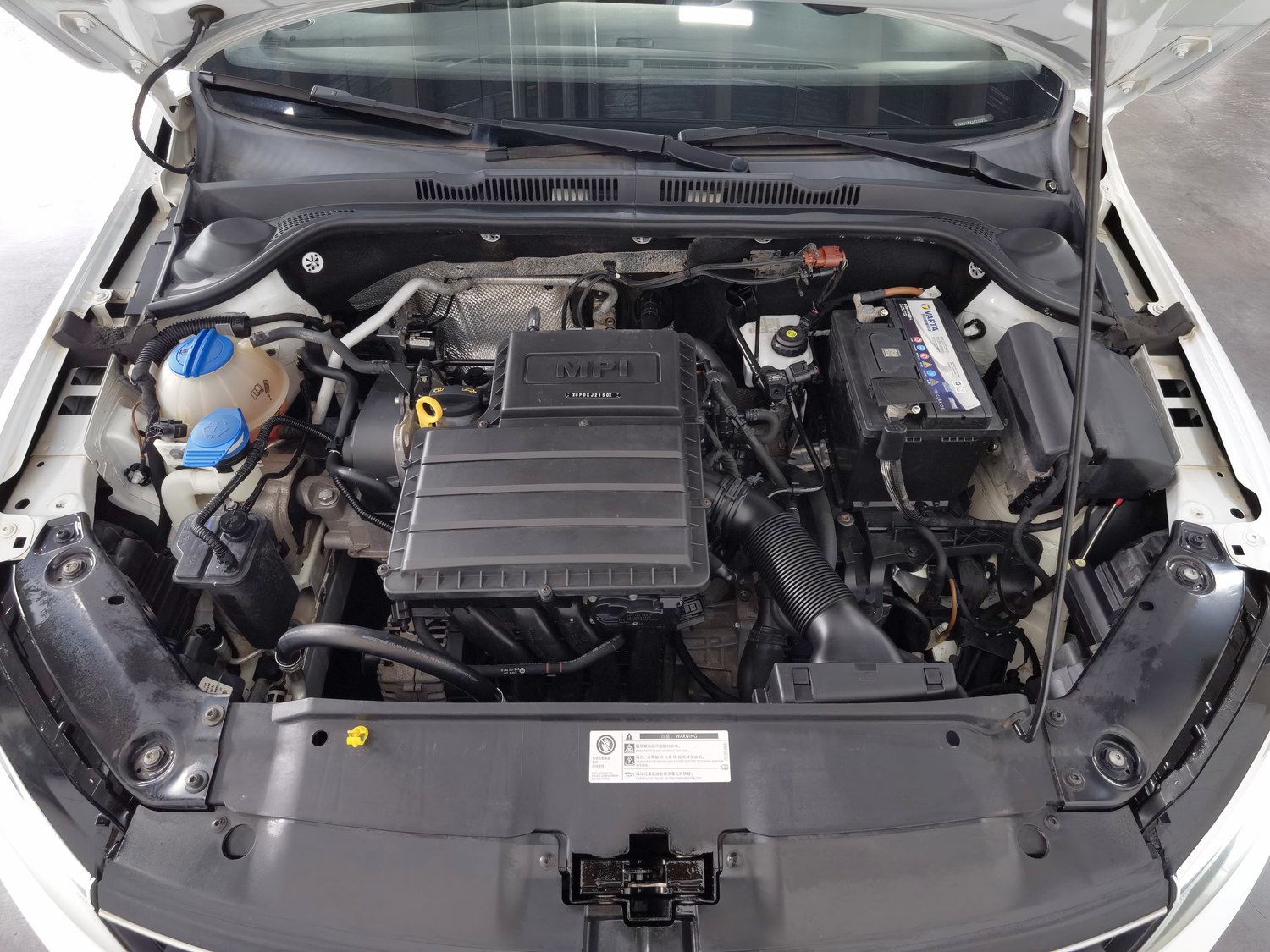 Used Volkswagen Sagitar 2018 1.6 AT