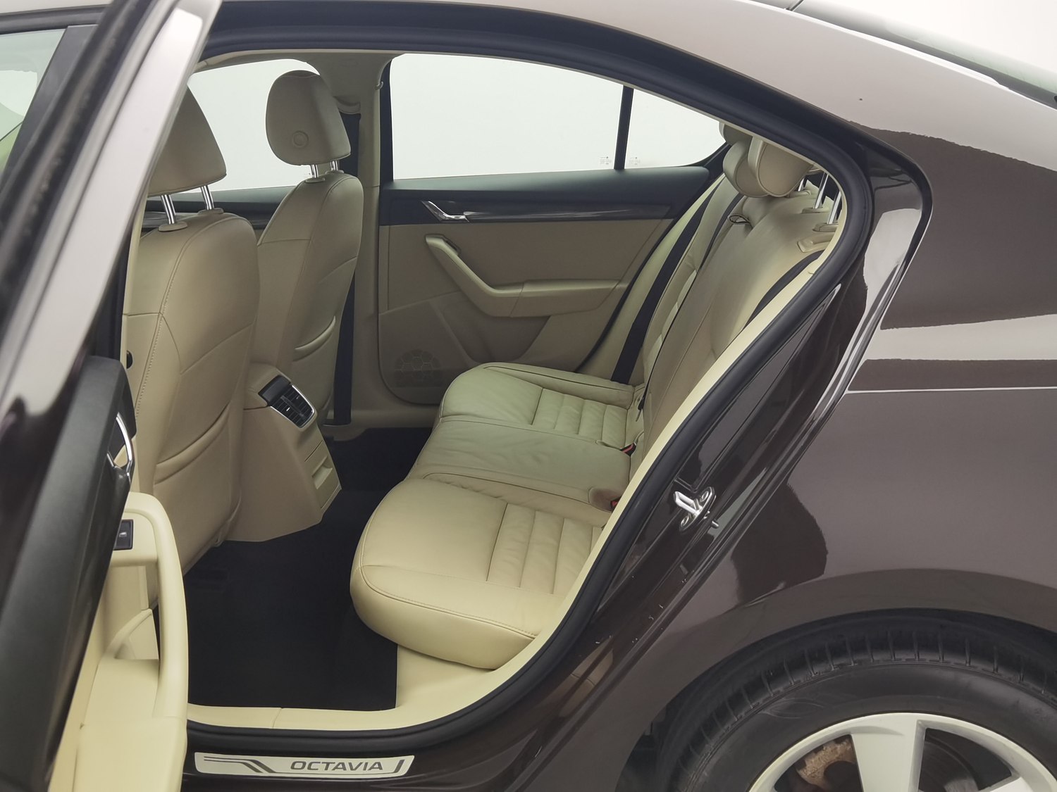 Used Skoda Octavia 2015 1.6 AT
