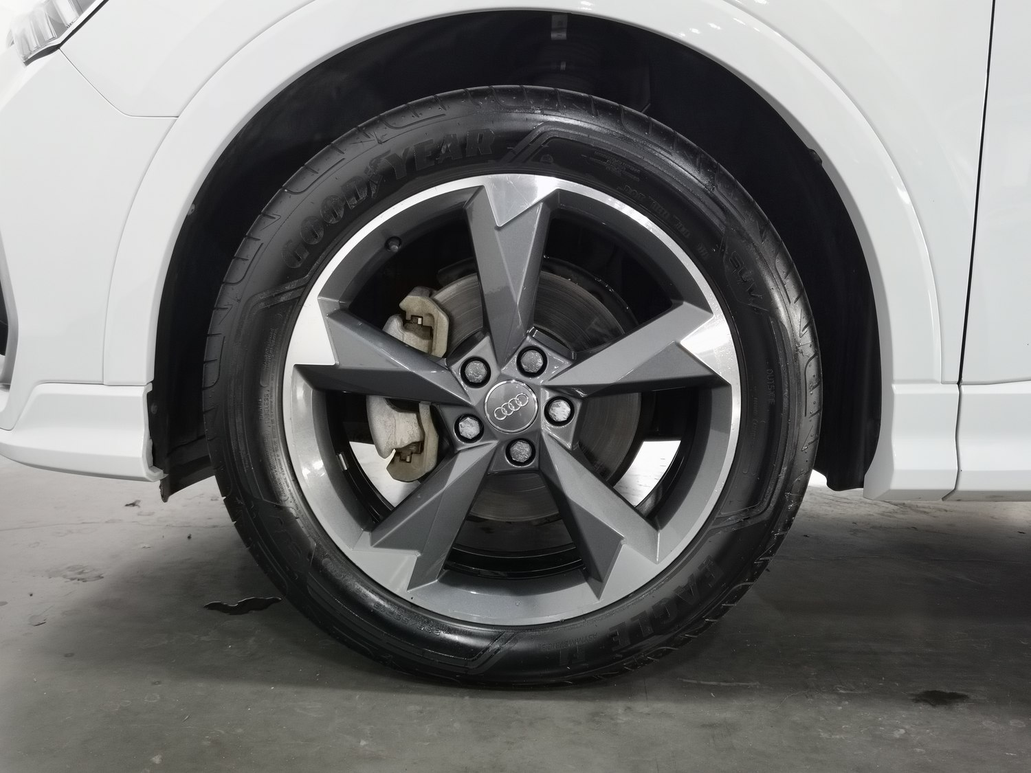 Used Audi Q3 2019 2.0 AT