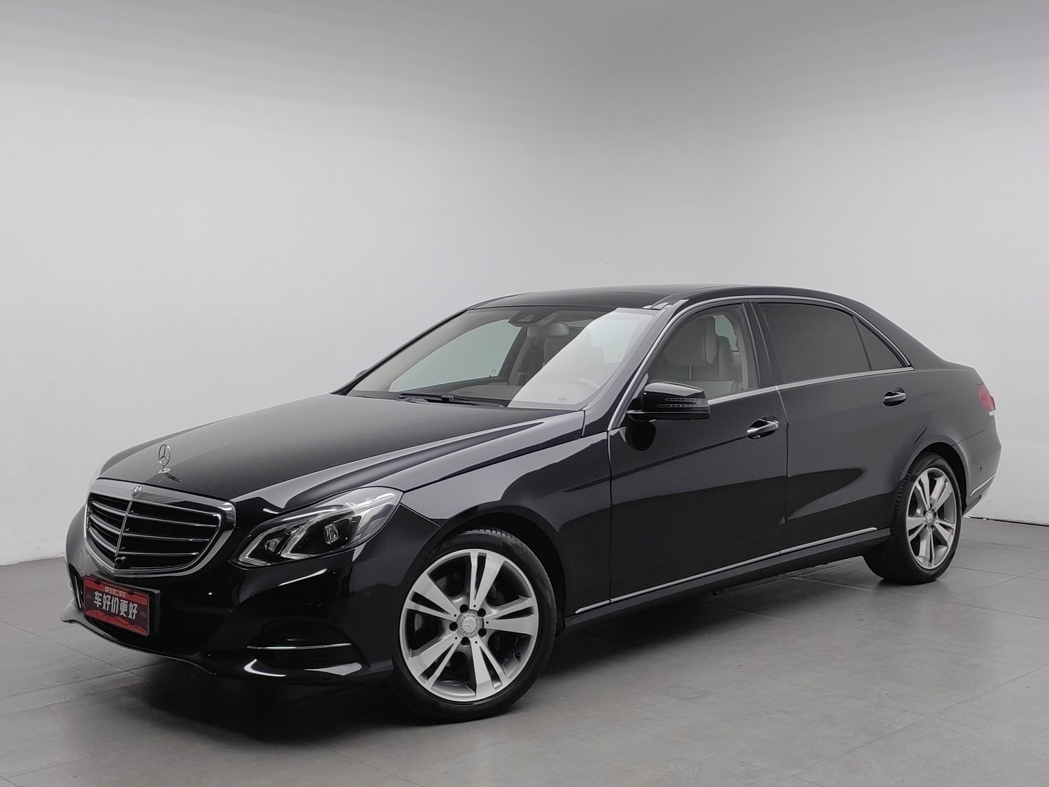 Used Mercedes-Benz E-Class 2015 3.0 AT