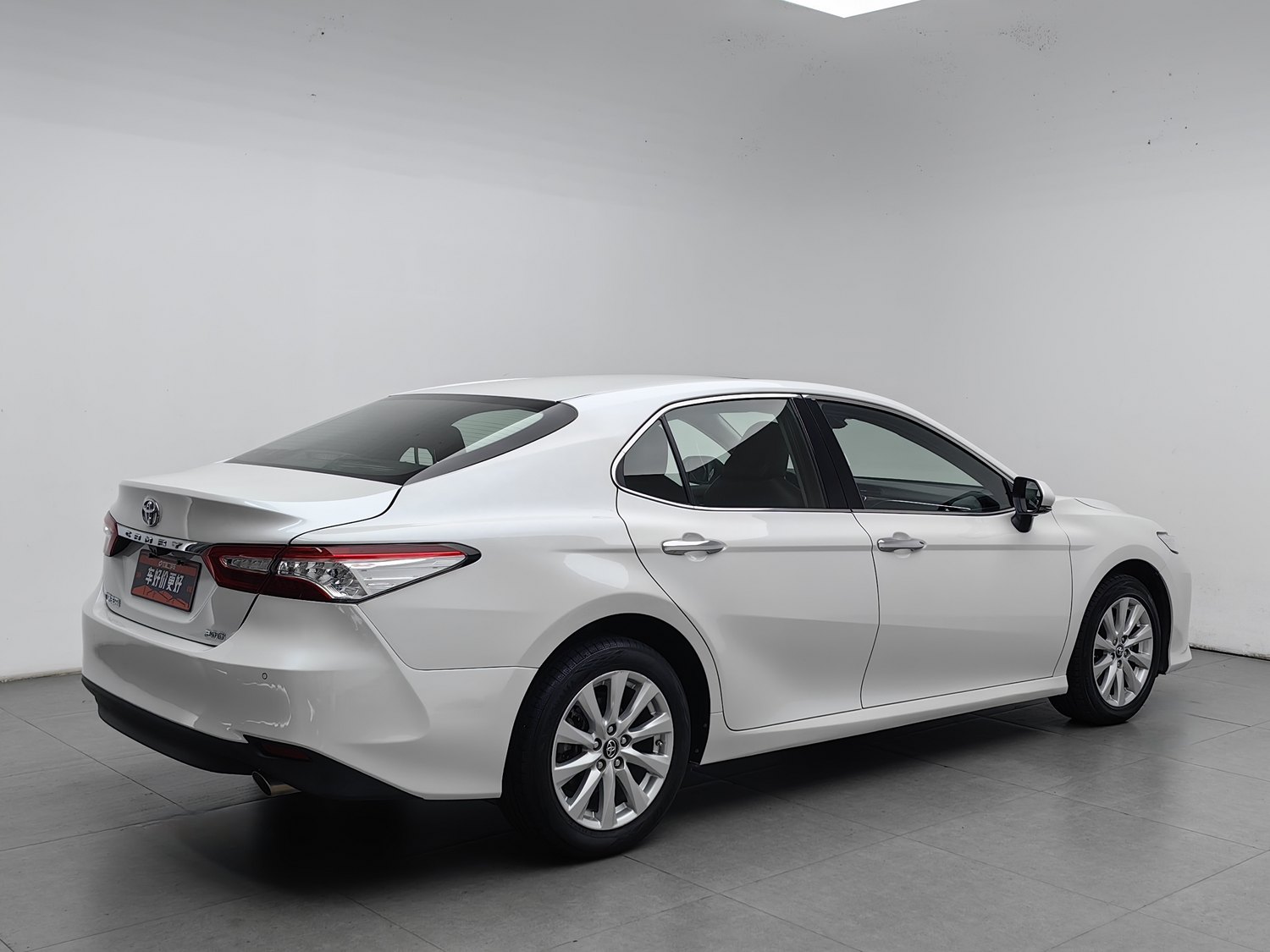 Used Toyota Camry 2019 2.0 AT