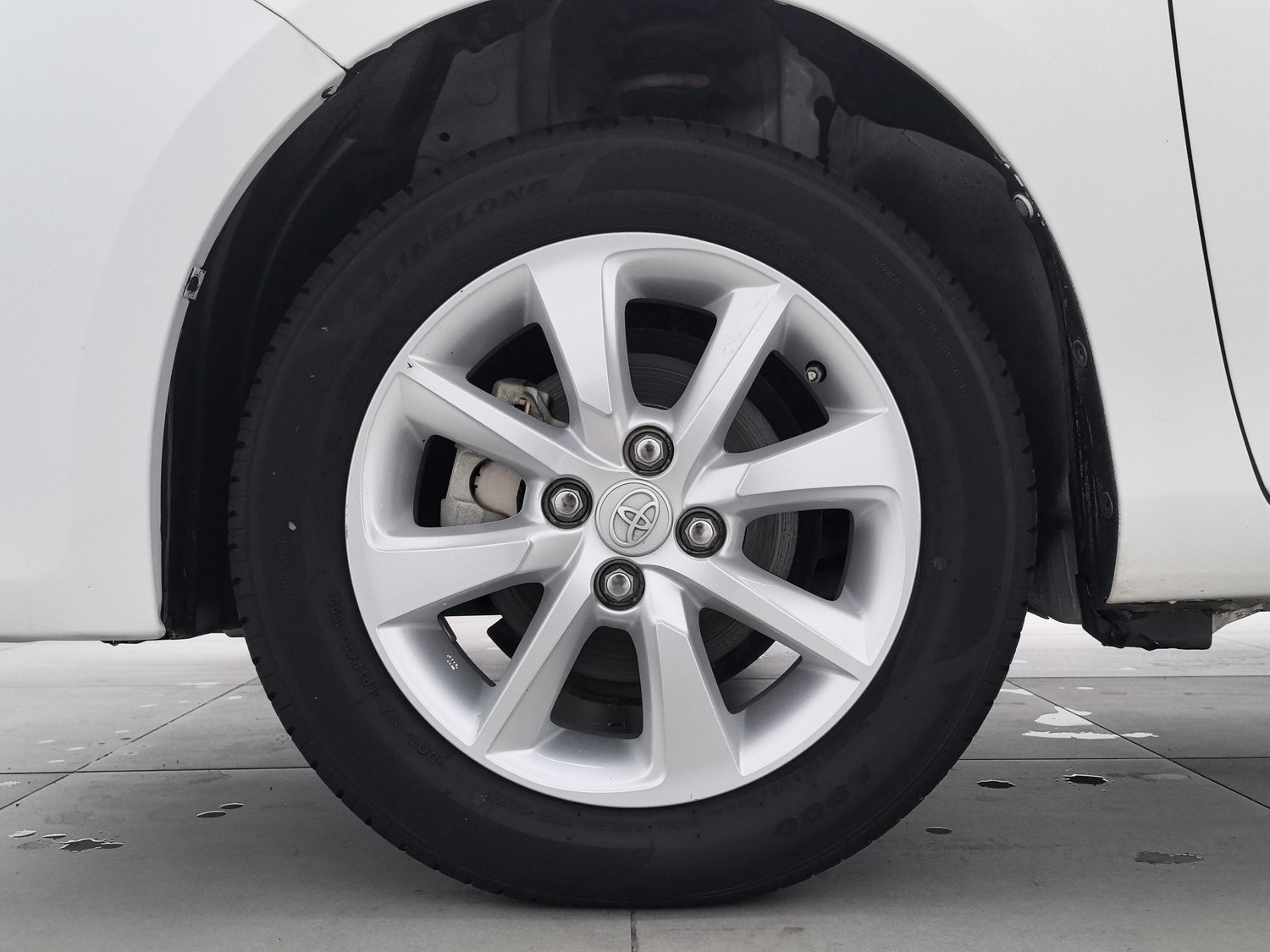 Used Toyota Yaris L 2015 1.5 AT