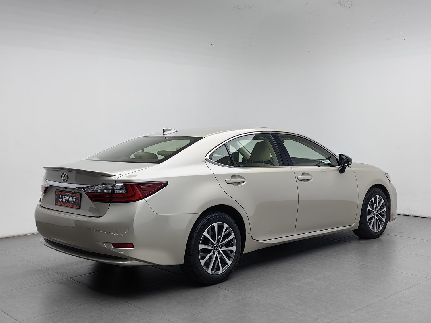 Used Lexus ES 2015 2.0 AT