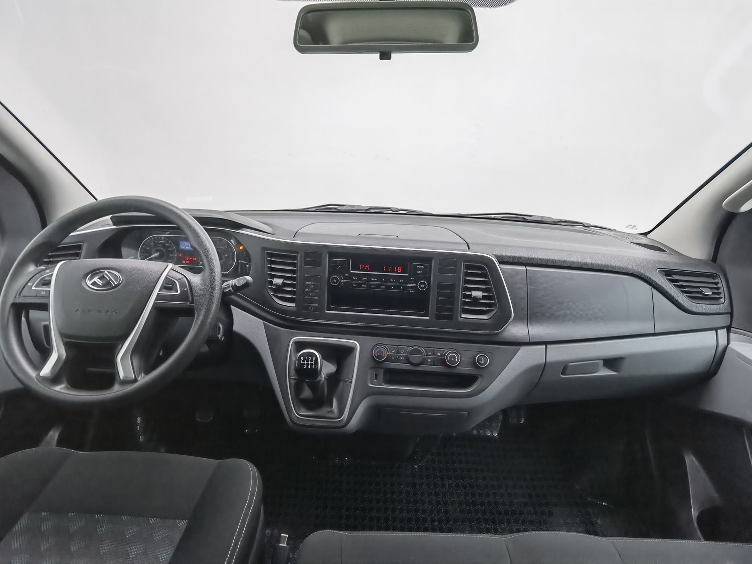 Used SAIC MAXUS V80 2021 2.0 MT