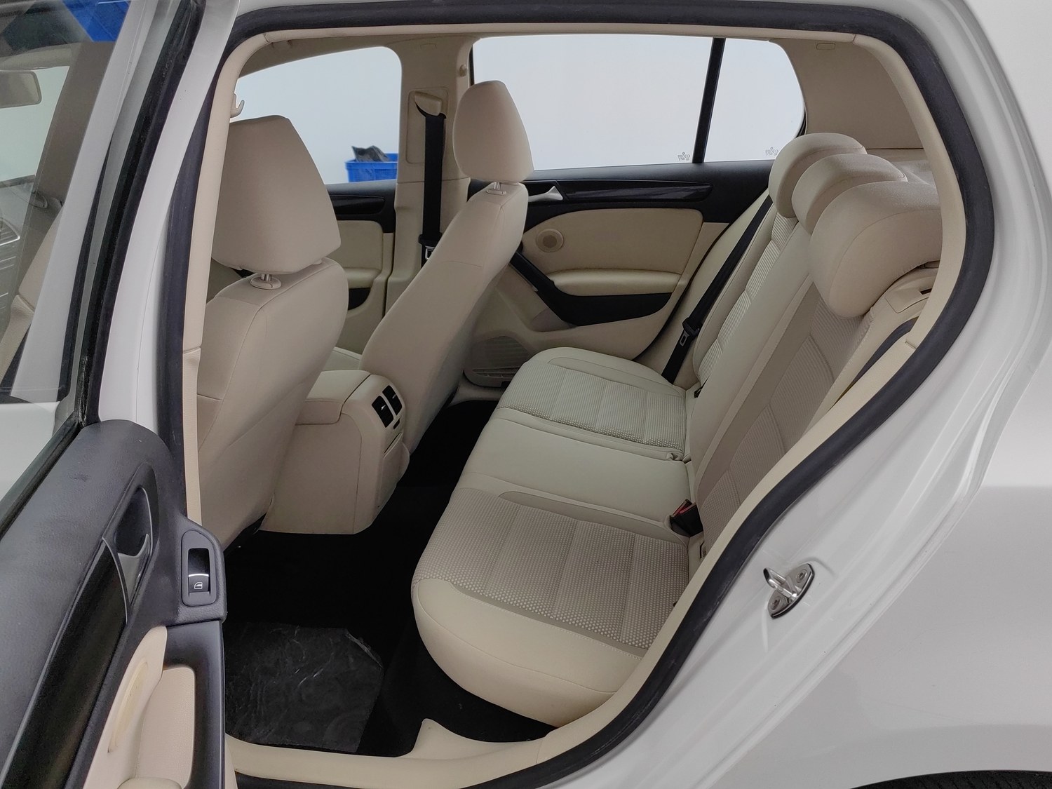 Used Volkswagen Golf 2012 1.6 MT