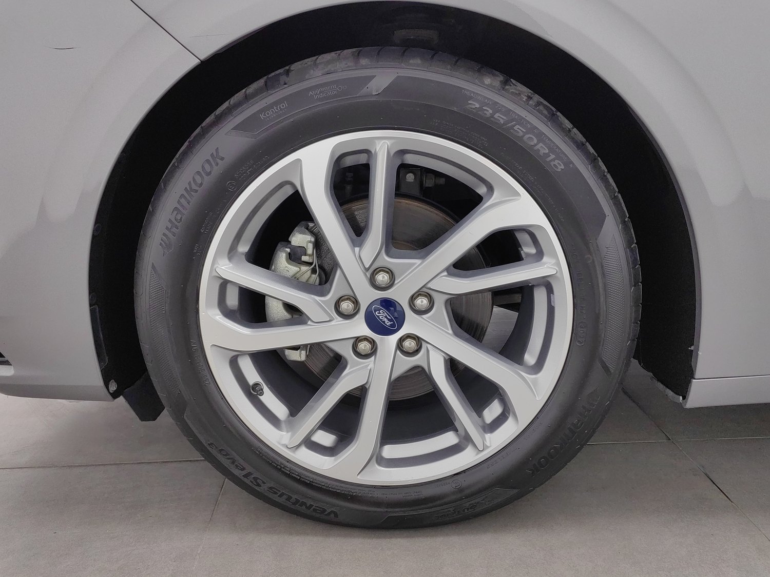 Used Ford Mondeo 2022 2.0 AT
