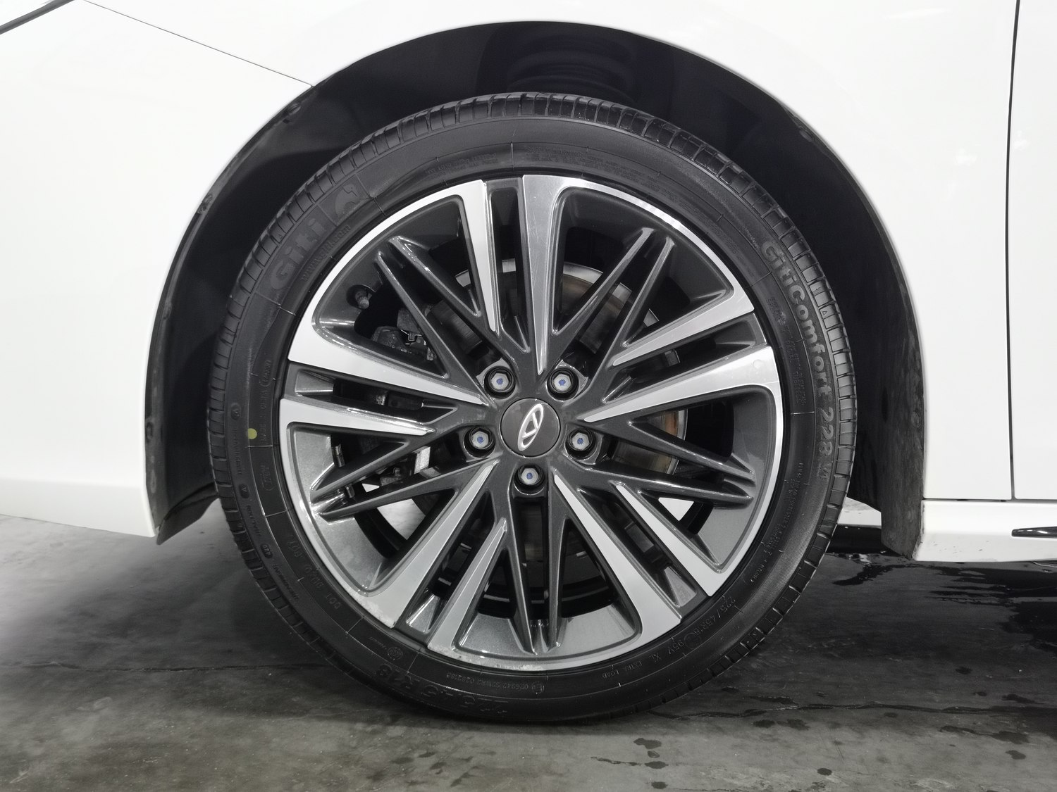 Used Chery Arrizo 8 2023 2.0 AT