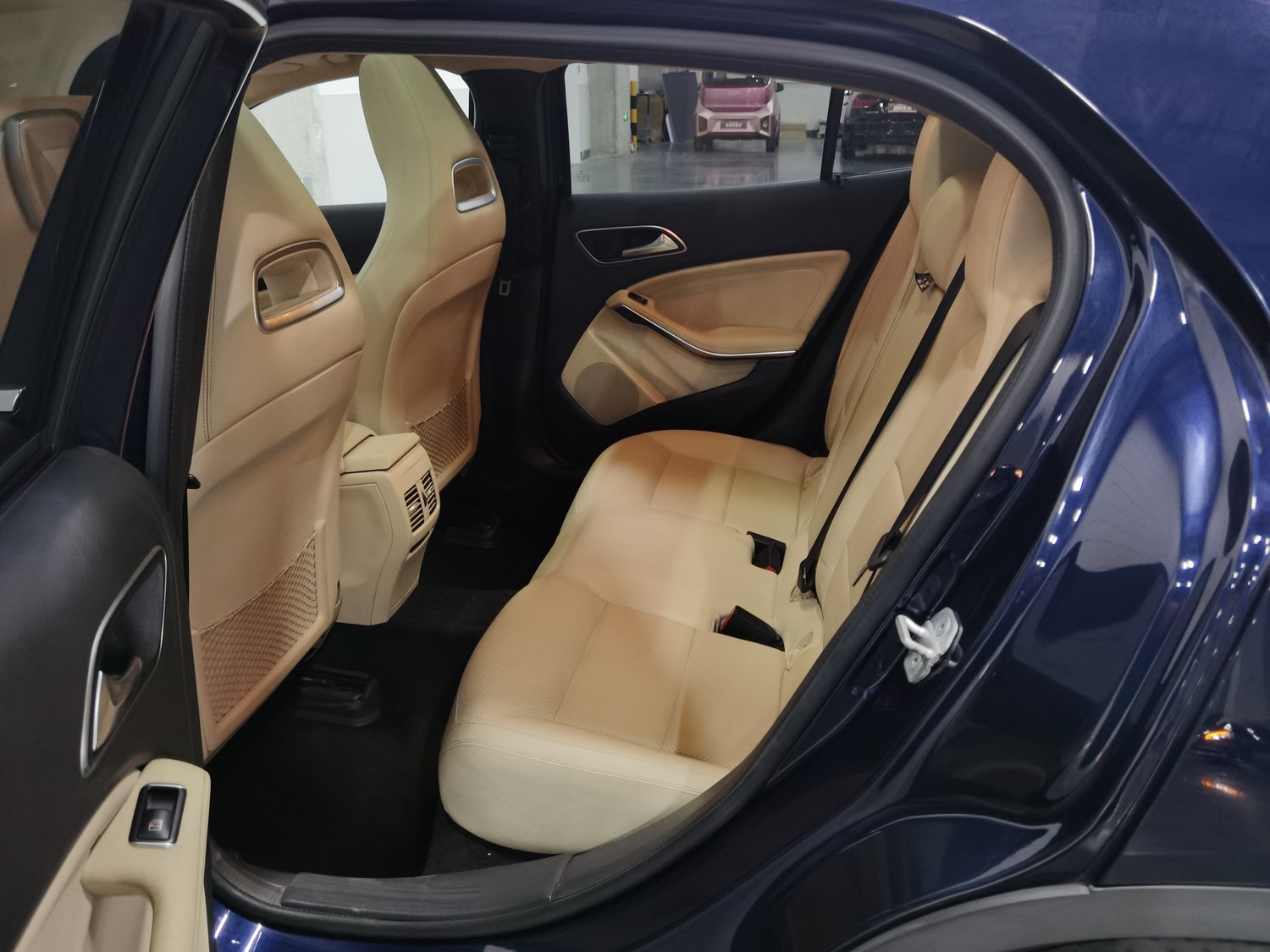 Used Mercedes-Benz GLA 2015 1.6 AT