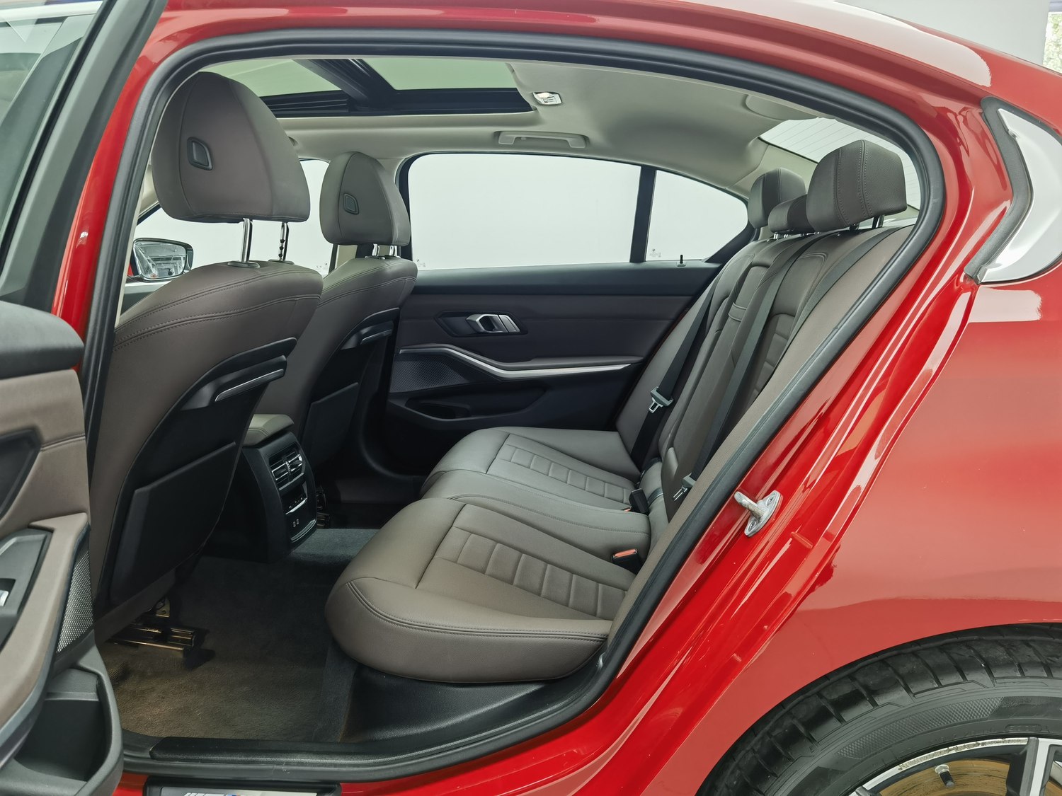 Used BMW 3 Series 2021 2.0 AT