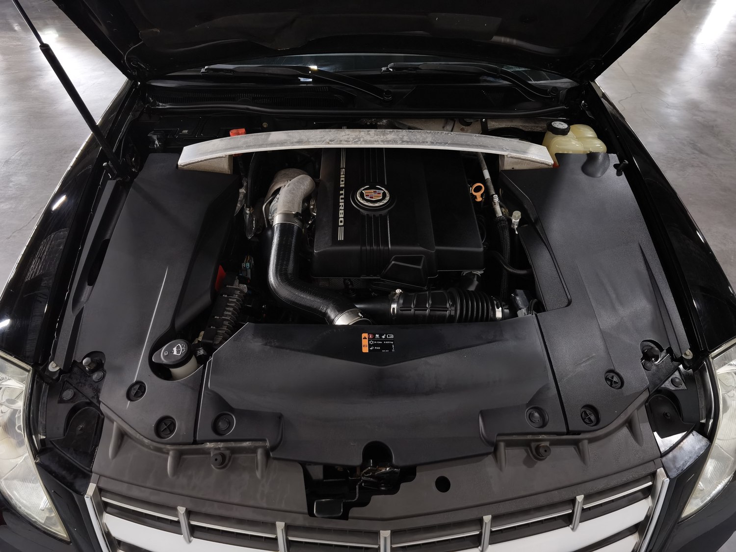 Used Cadillac SLS 2011 2.0 AT
