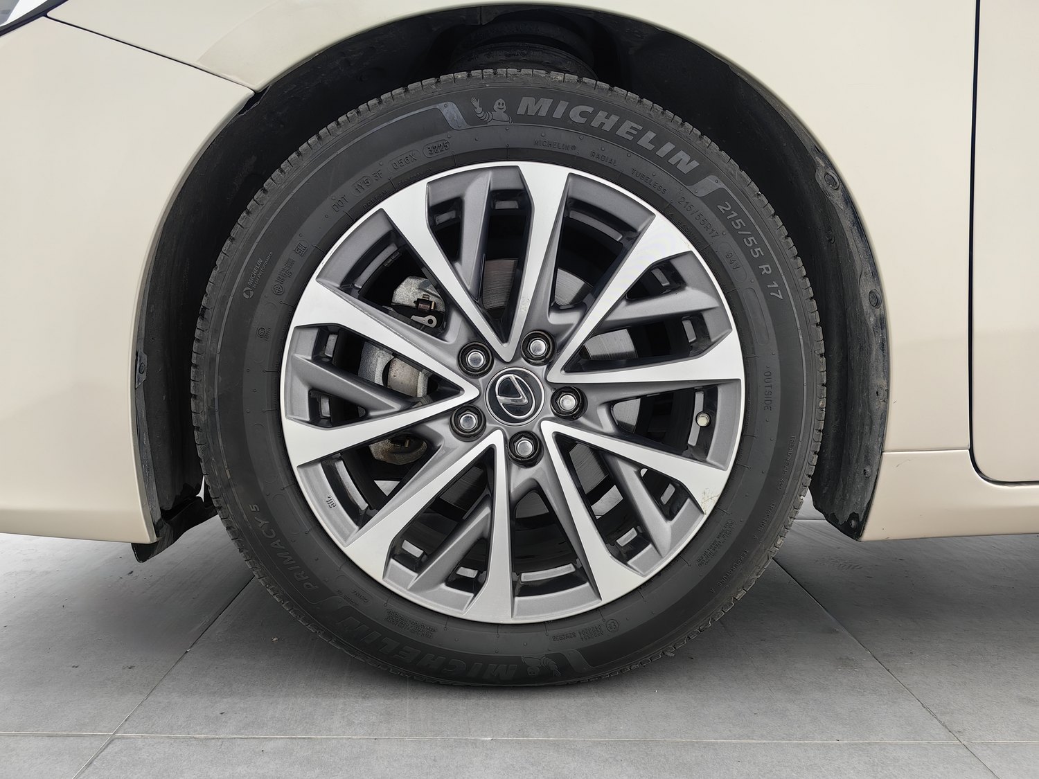 Used Lexus ES 2015 2.0 AT