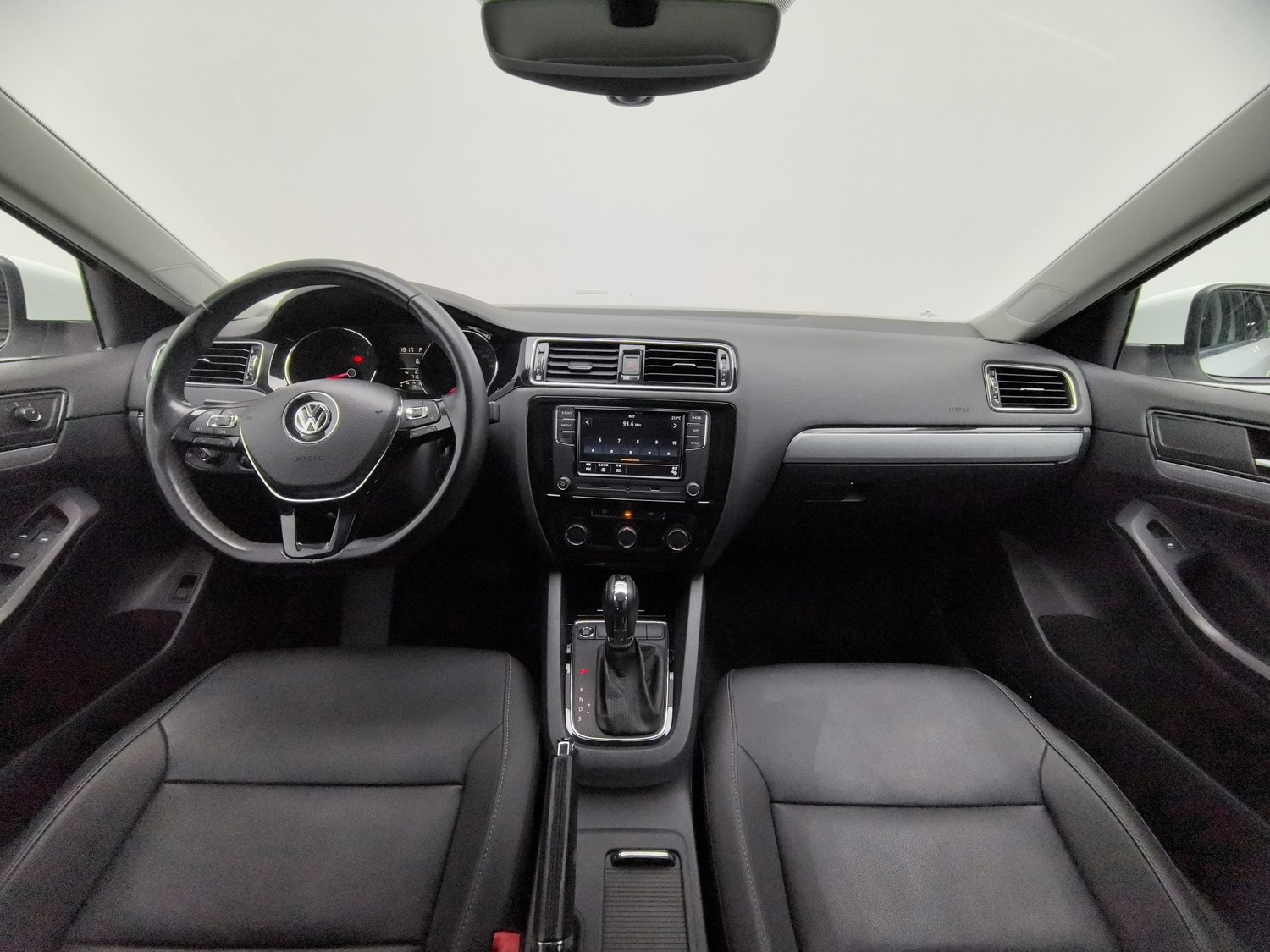 Used Volkswagen Sagitar 2018 1.6 AT