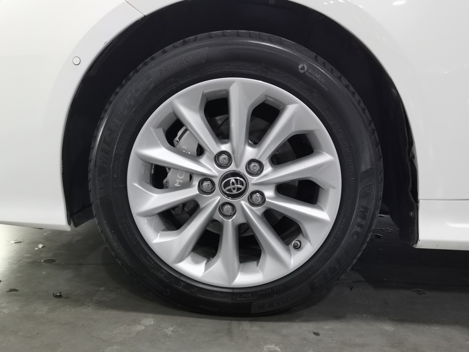 Used Toyota Corolla 2021 1.8 AT