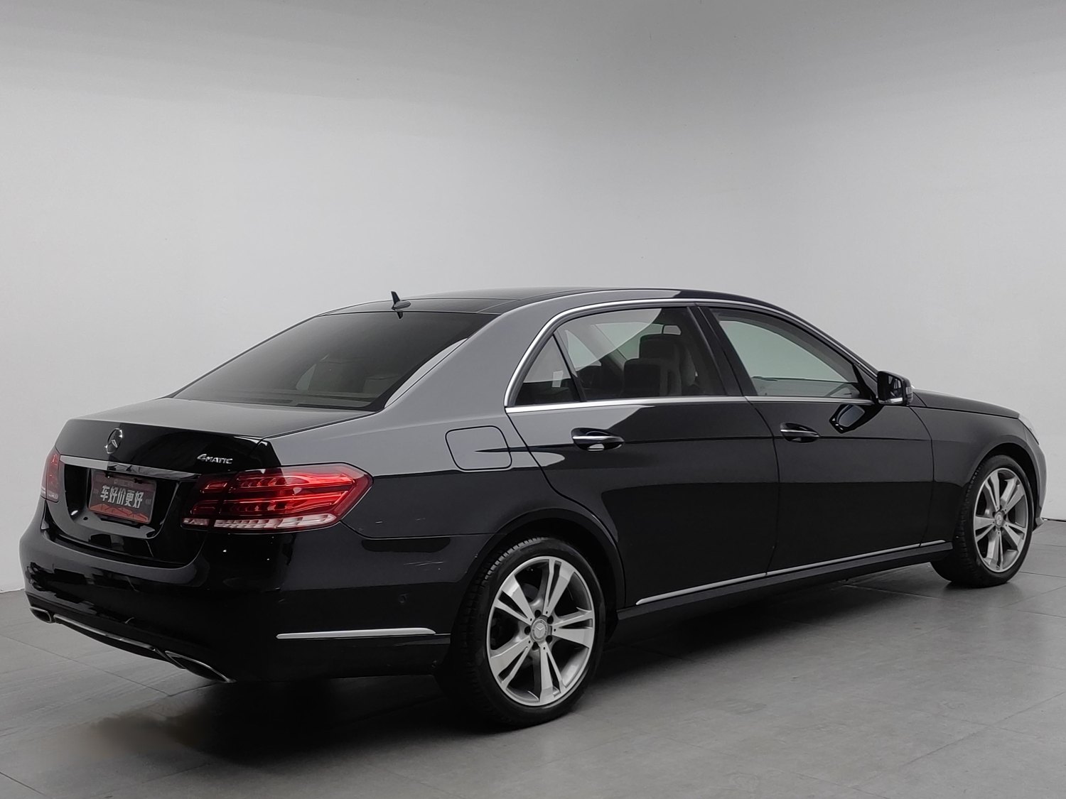 Used Mercedes-Benz E-Class 2015 3.0 AT