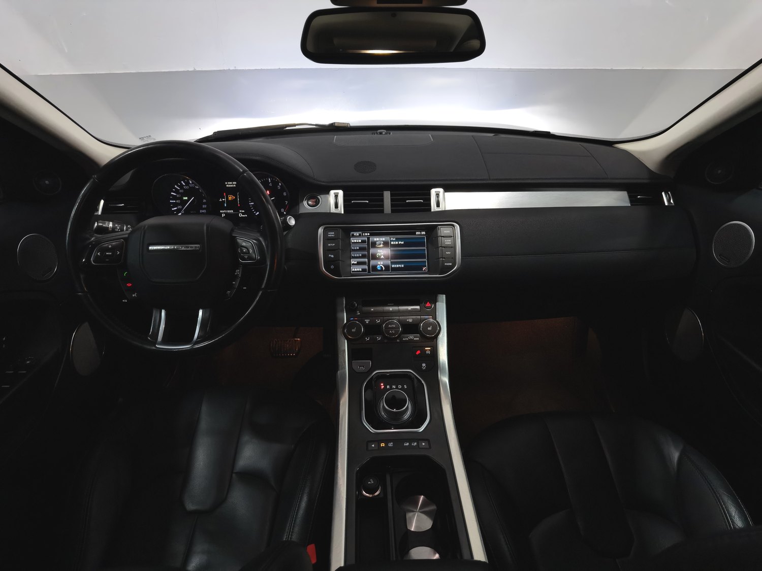 Used Land Rover Range Rover Evoque 2015 2.0 AT