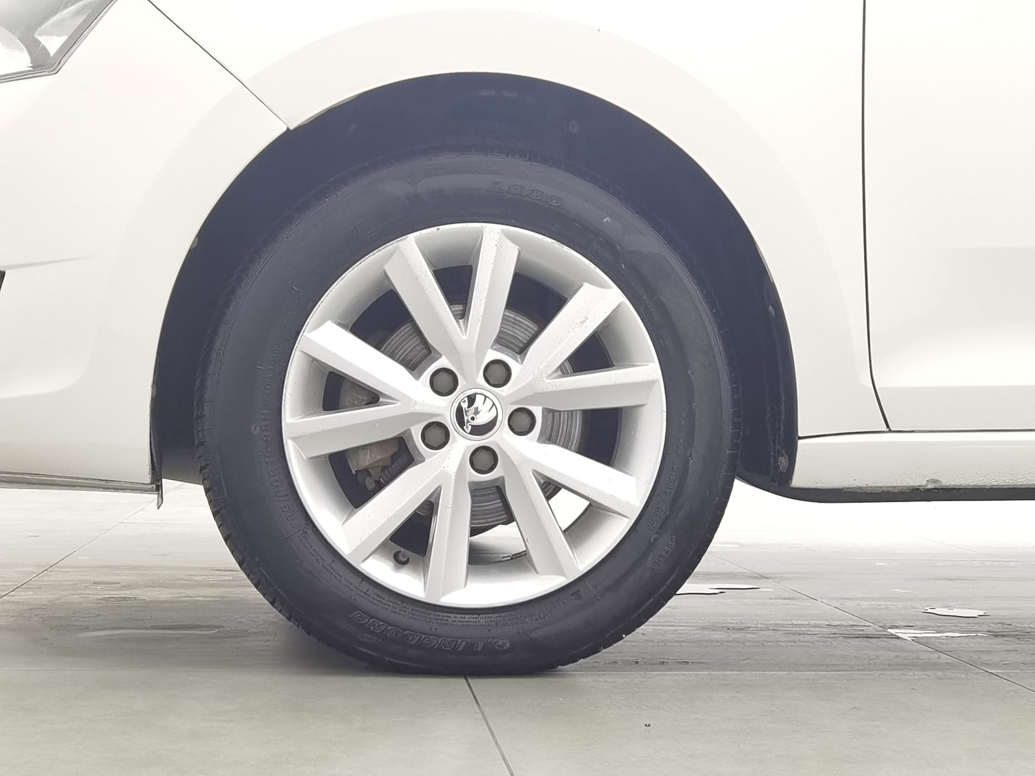 Used Skoda Rapid 2013 1.6 AT