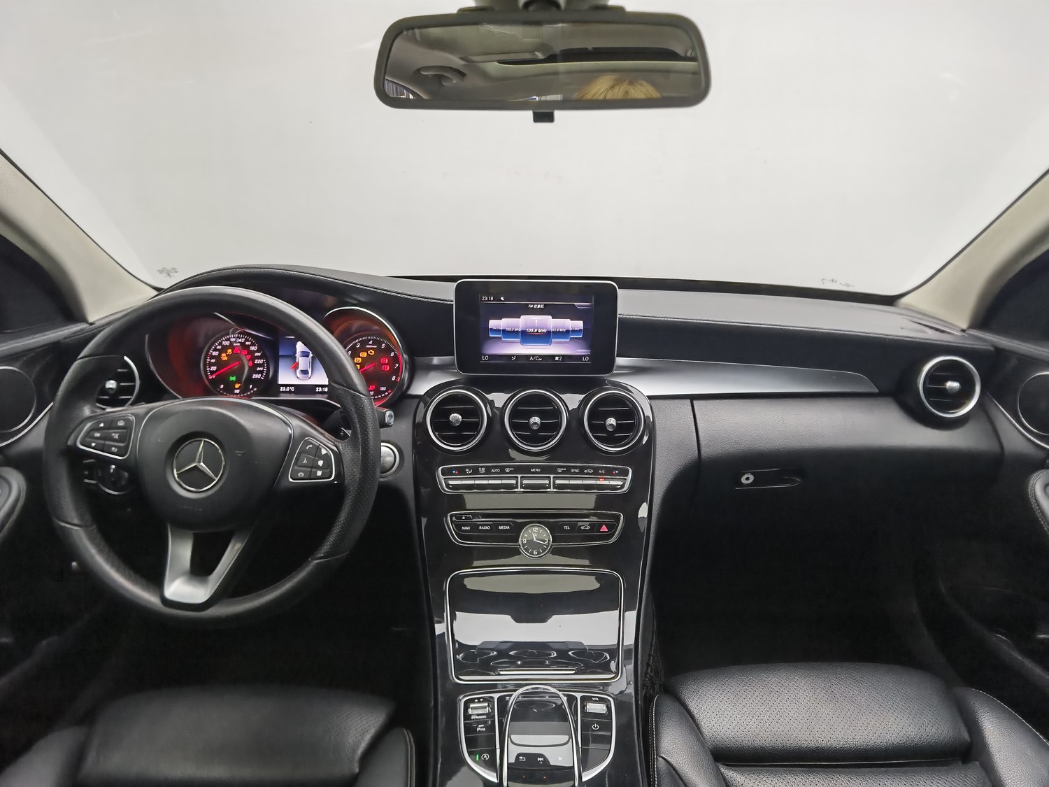 Used Mercedes-Benz C-Class 2018 2.0 AT