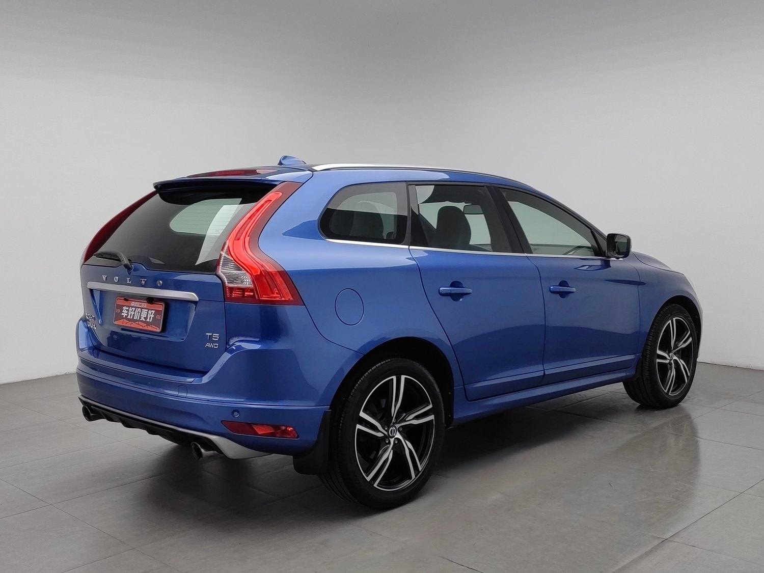 Used Volvo XC60 2017 2.0 AT