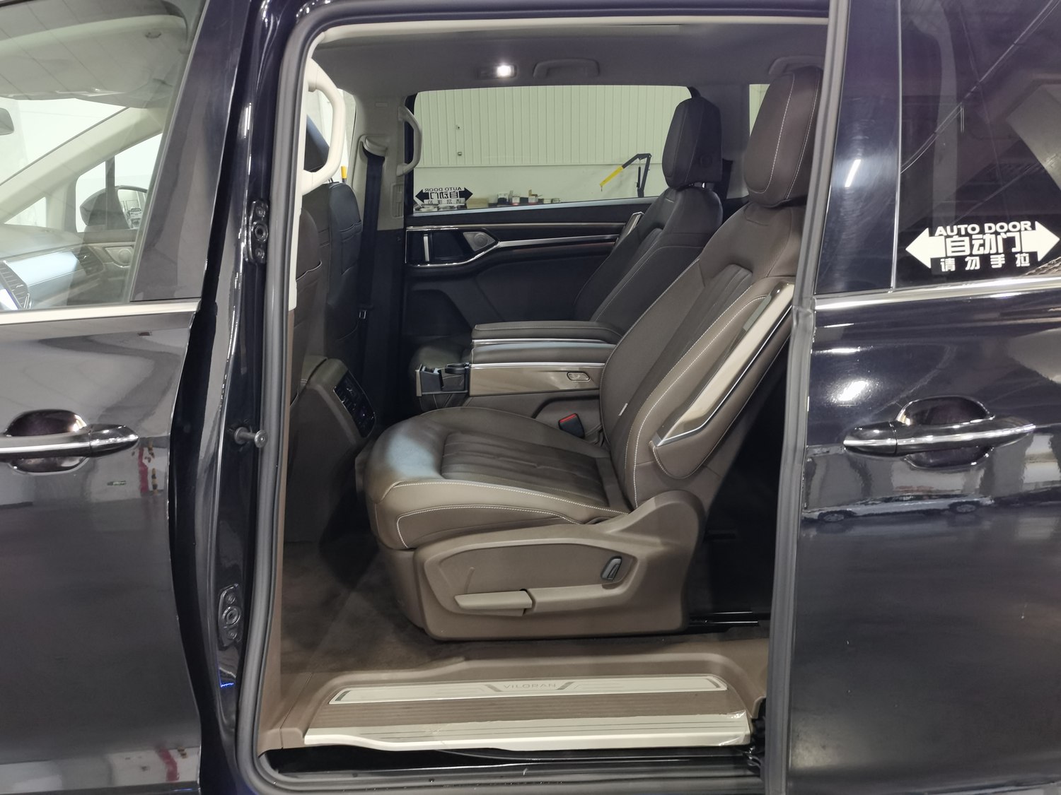 Used Volkswagen Viloran 2020 2.0 AT