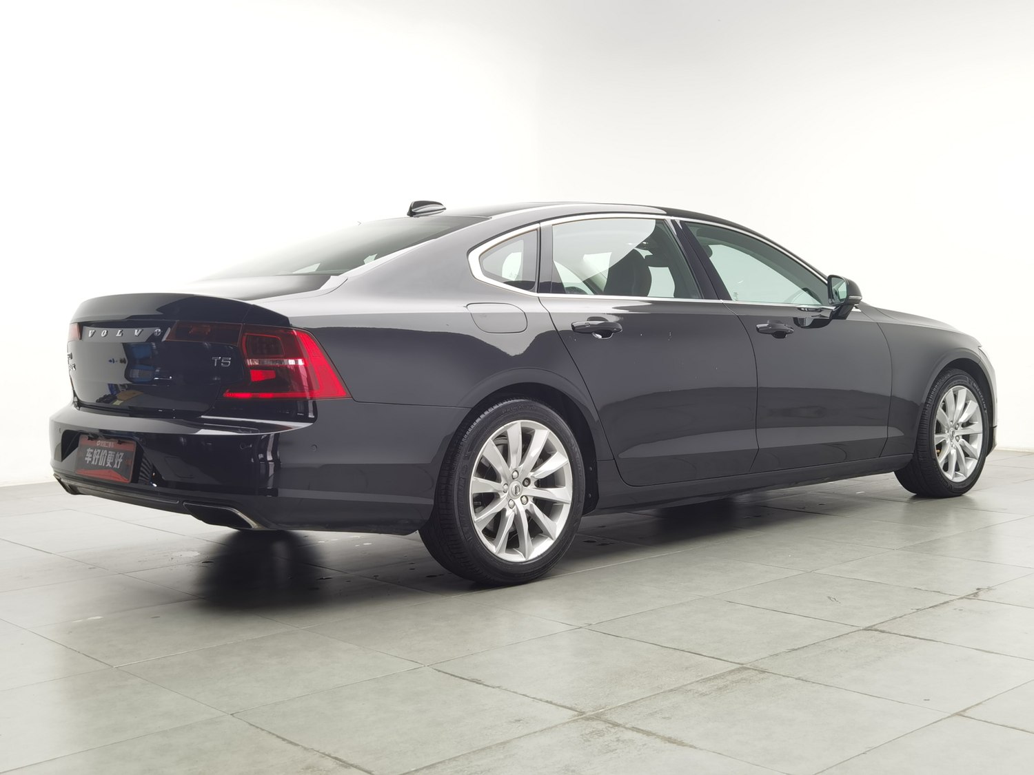Used Volvo S90 2017 2.0 AT