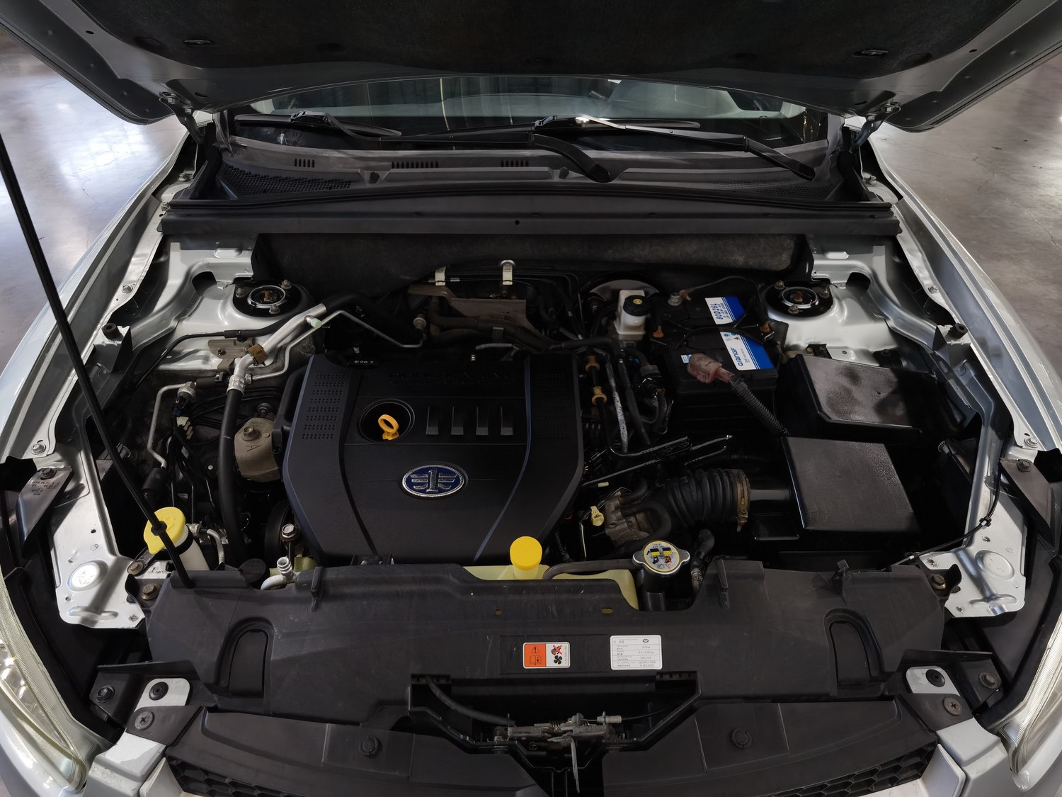 Used Bestune X80 2013 2.0 AT