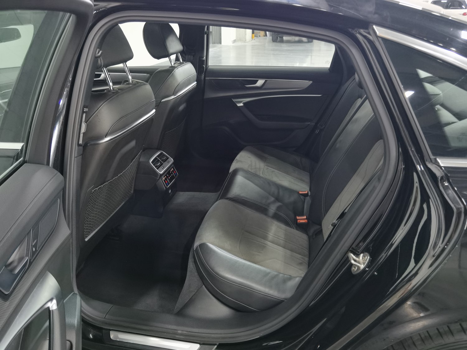 Used Audi A6L 2019 2.0 AT