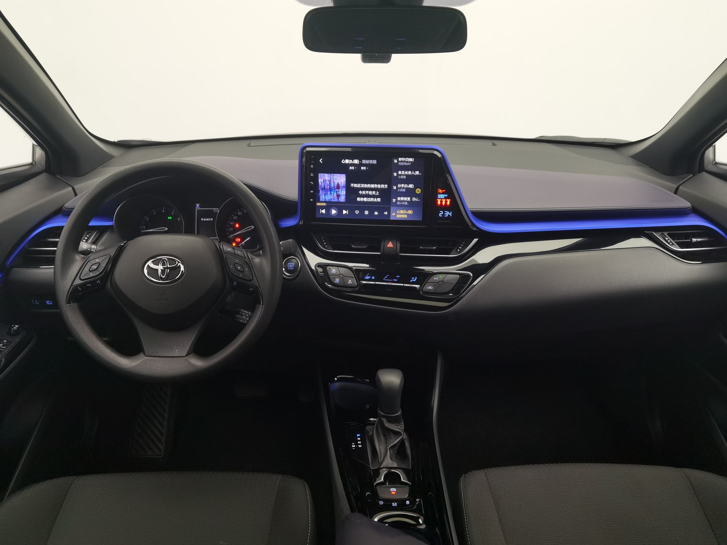 Used Toyota C-HR 2020 2.0 AT