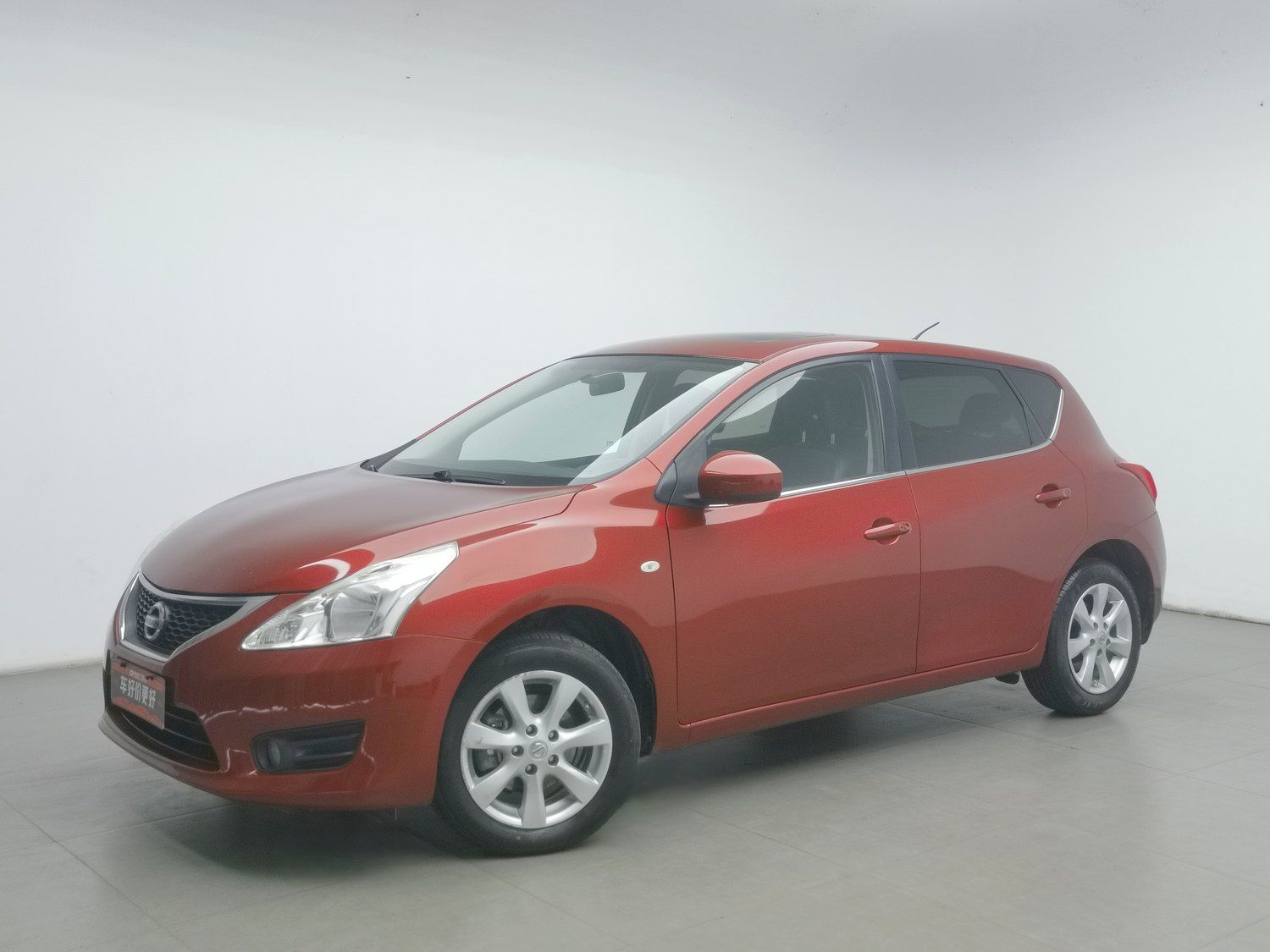Used Nissan Tiida 2011 1.6 AT