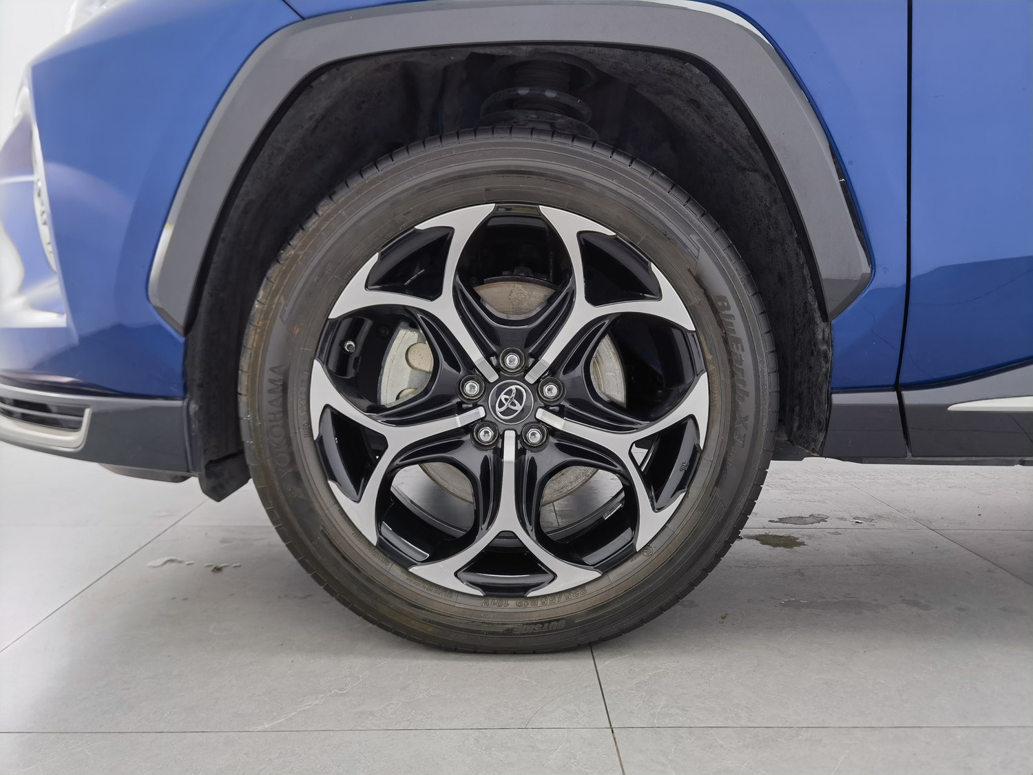 Used Toyota Wildlander EV 2021 2.5 AT