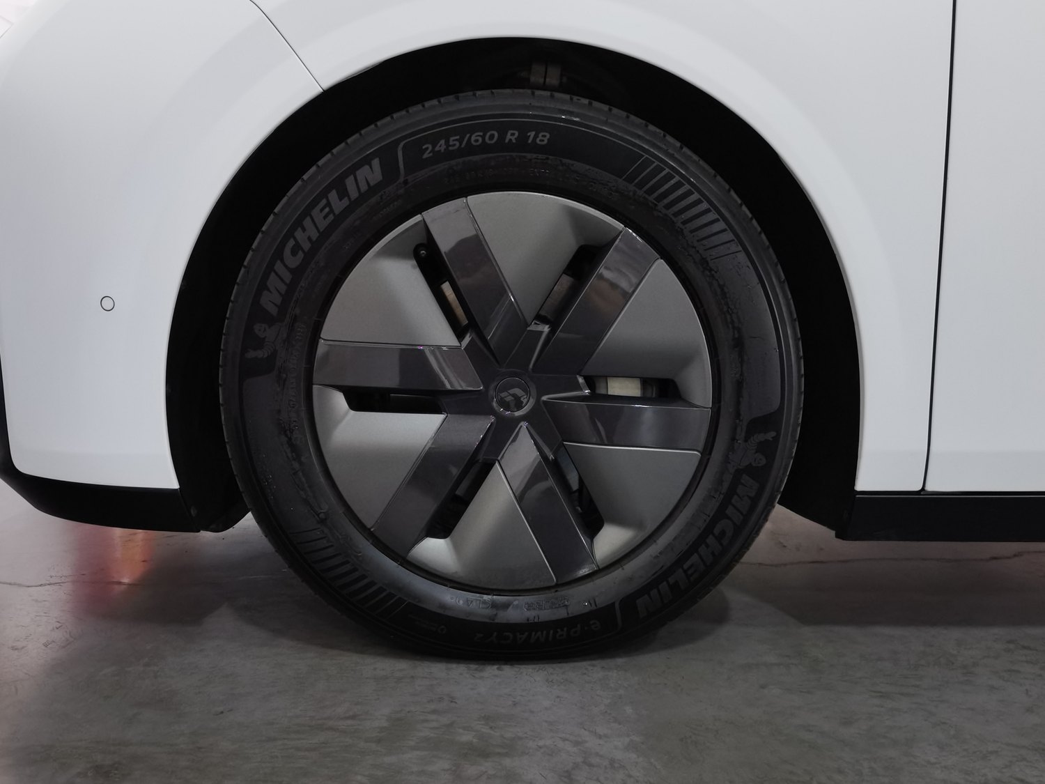 Used Li Auto MEGA 2025