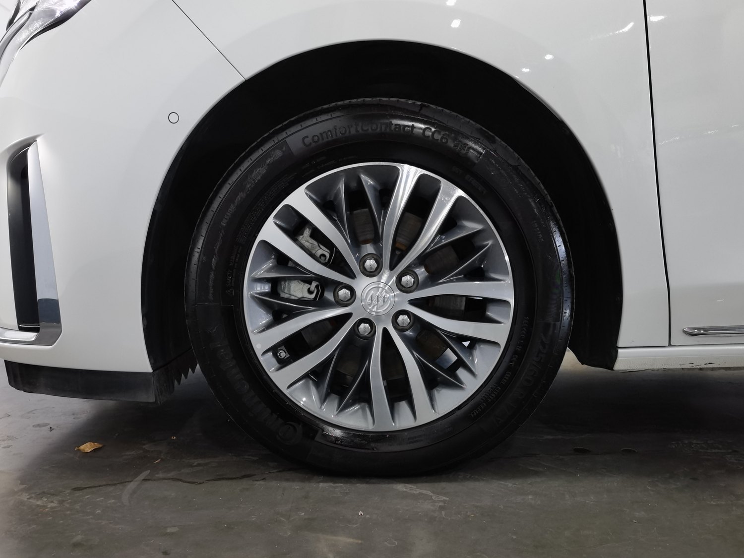 Used Buick GL8 2023 2.0 AT