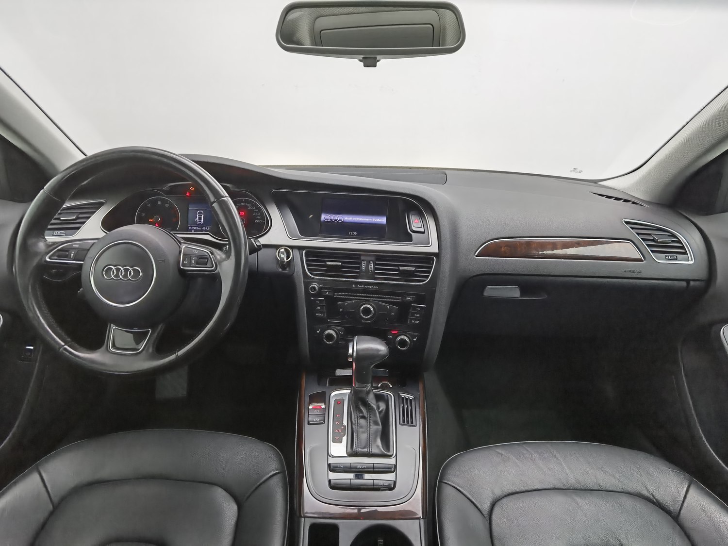 Used Audi A4L 2015 2.0 AT