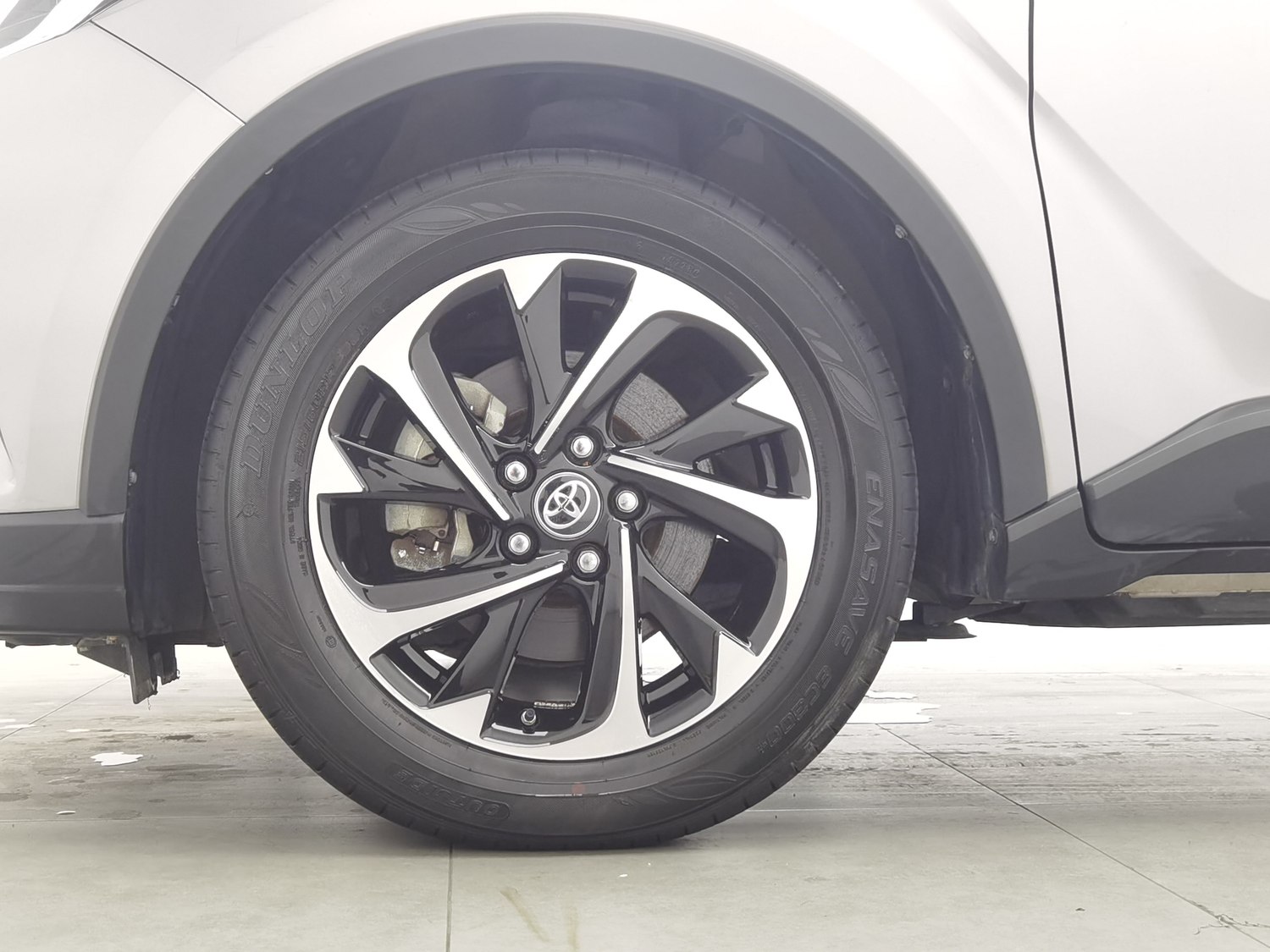 Used Toyota C-HR 2020 2.0 AT