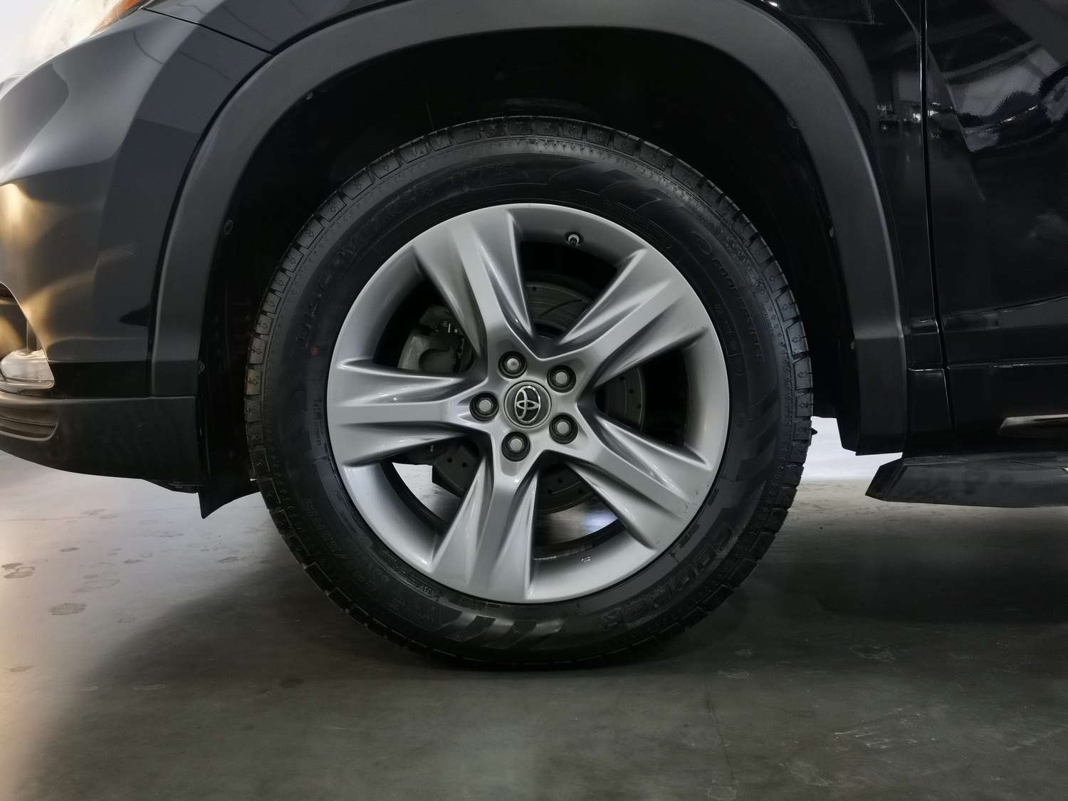 Used Toyota Highlander 2015 2.0 AT