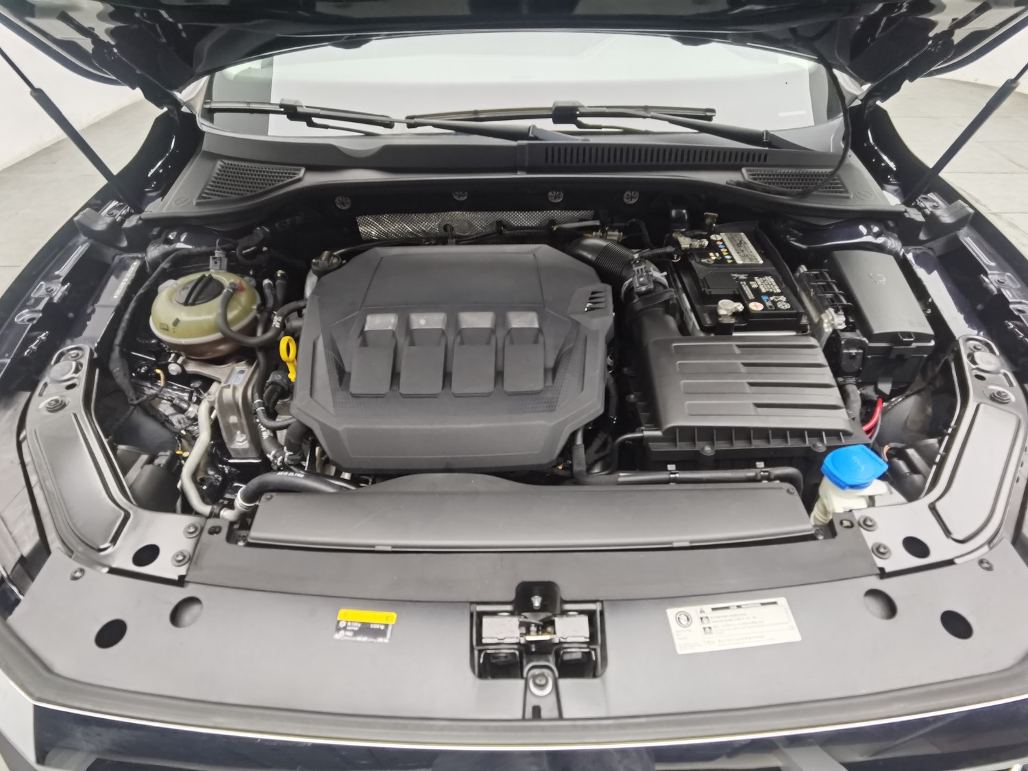 Used Volkswagen Passat 2020 2.0 AT