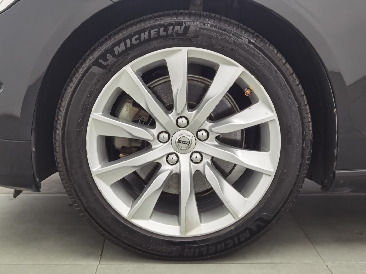 Used Volvo S90 2017 2.0 AT