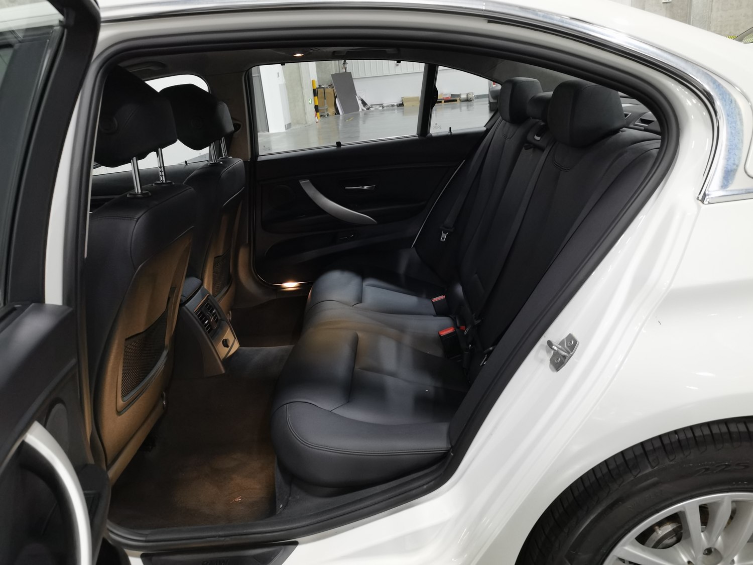 Used BMW 3 Series 2014 2.0 AT