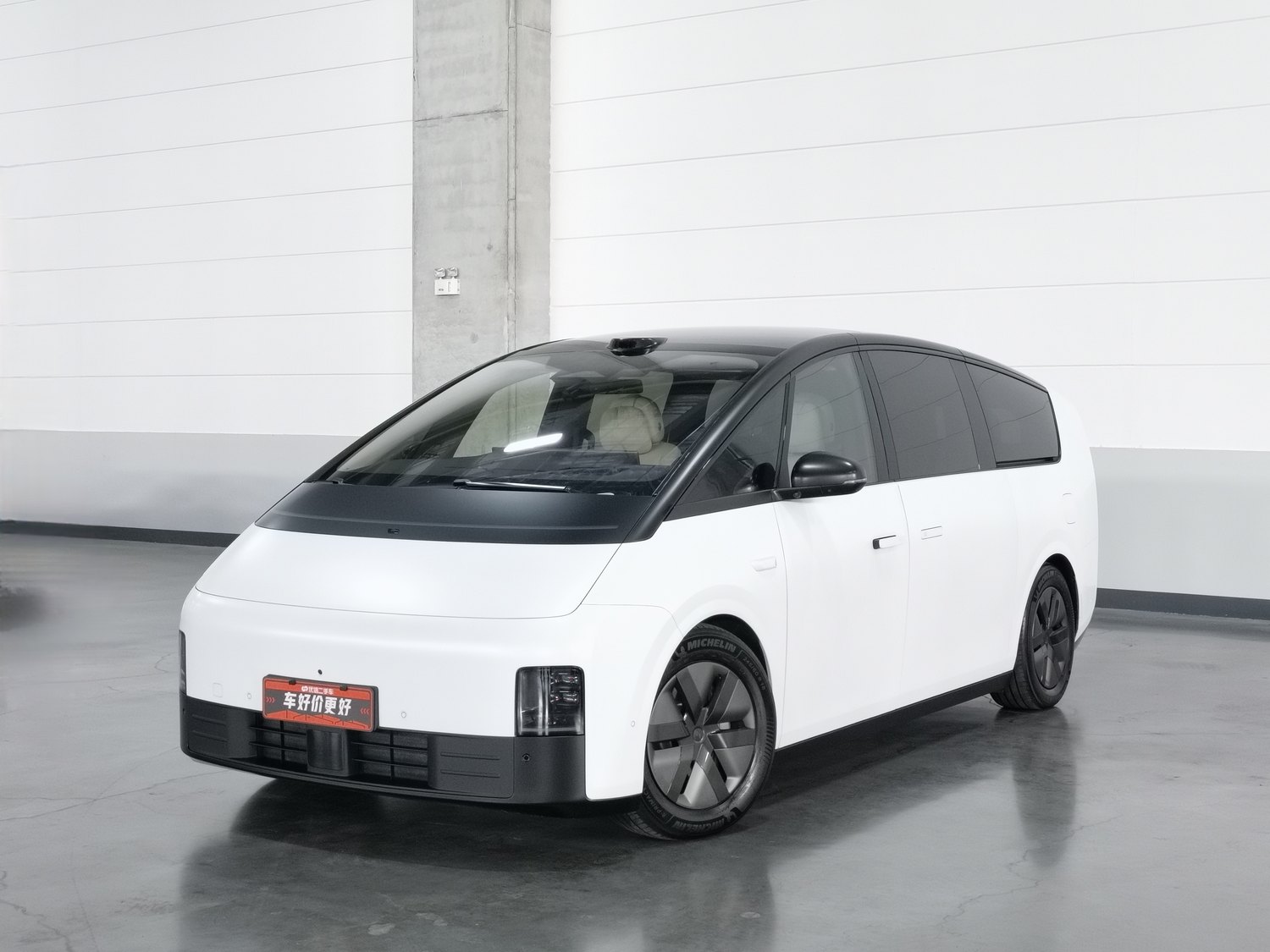 Used Li Auto MEGA 2025
